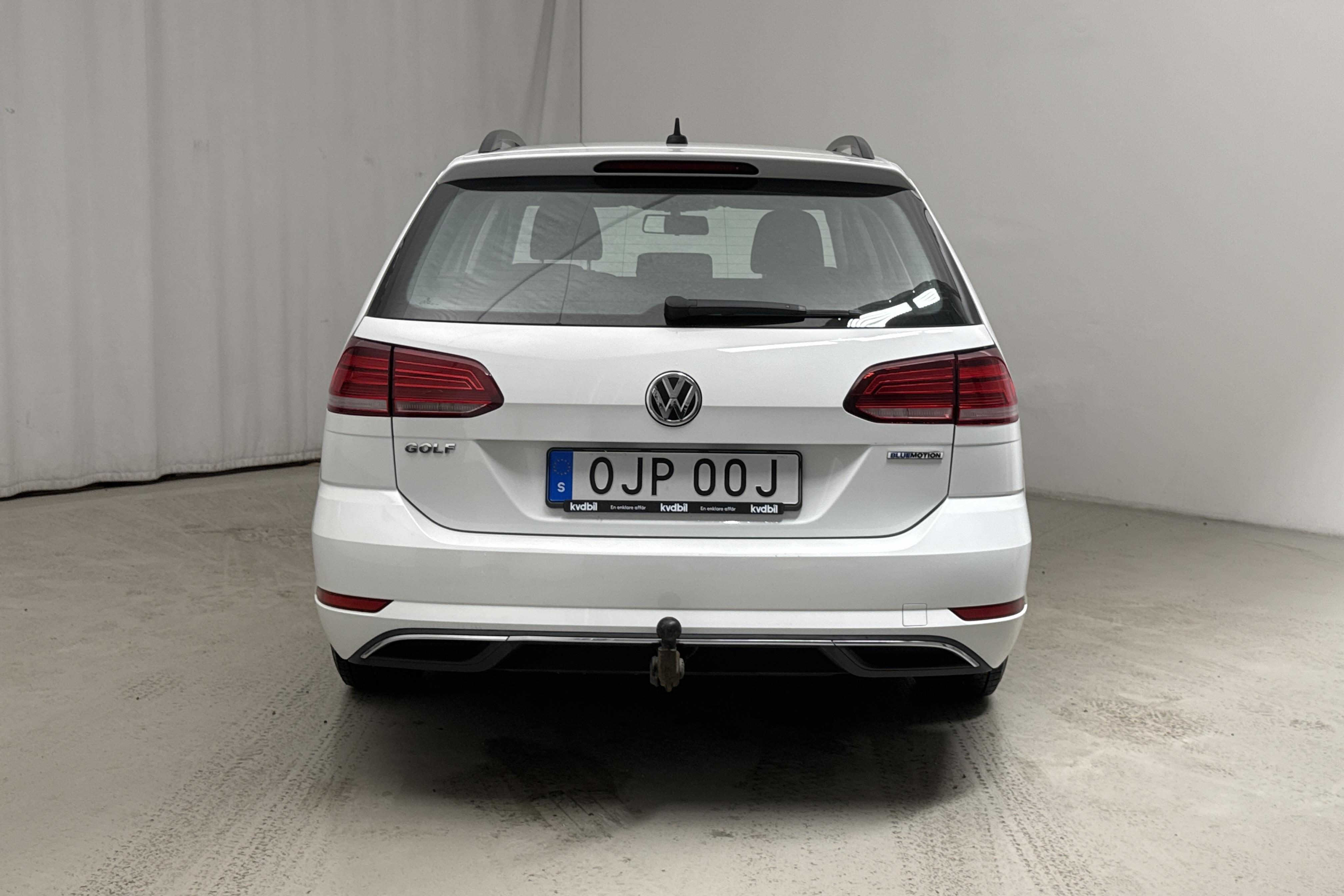 VW Golf VII 1.5 TGI Sportscombi (130hk) - 7 754 mil - Automat - vit - 2020