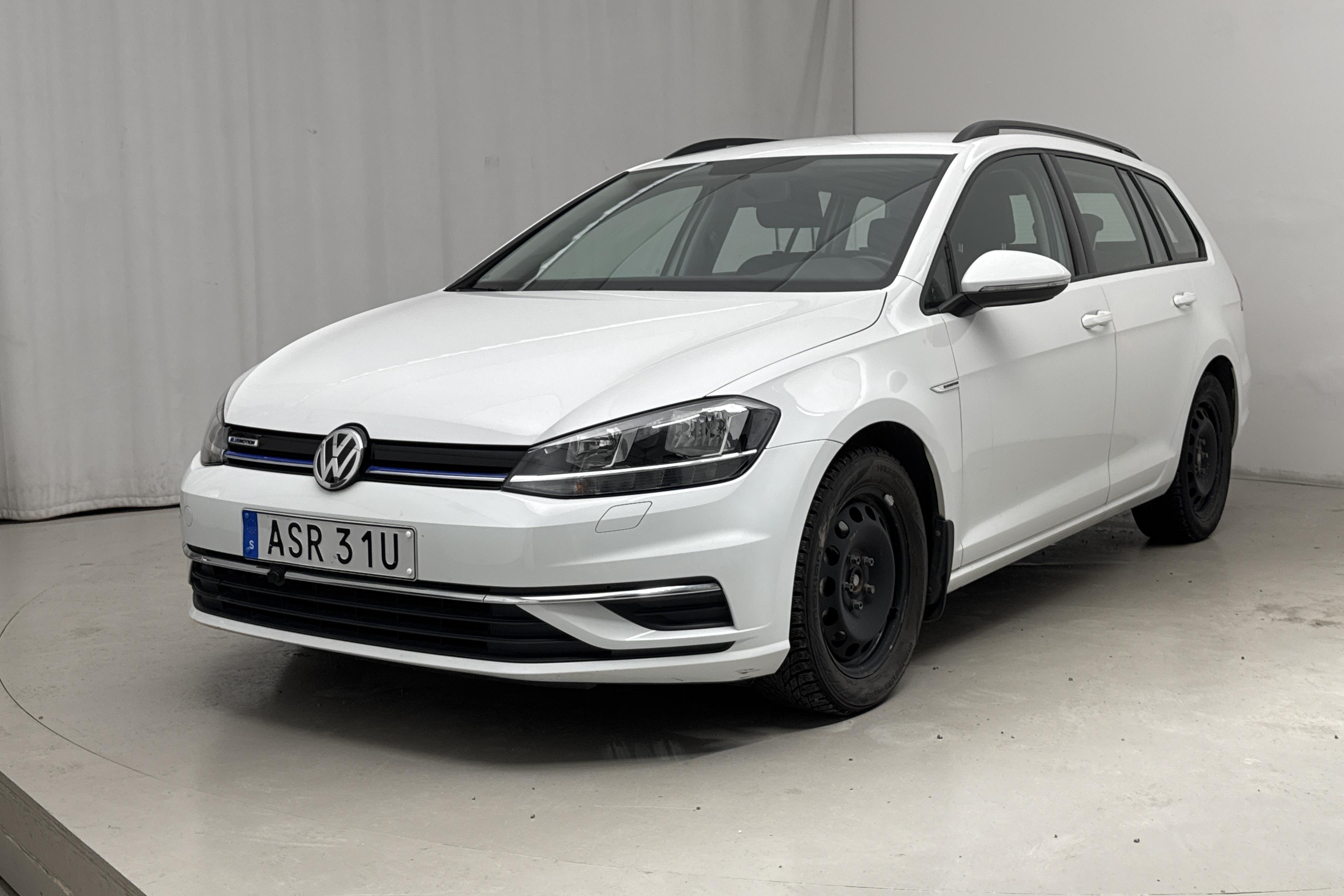 VW Golf VII 1.5 TGI Sportscombi (130hk) - 8 672 mil - Automat - vit - 2020