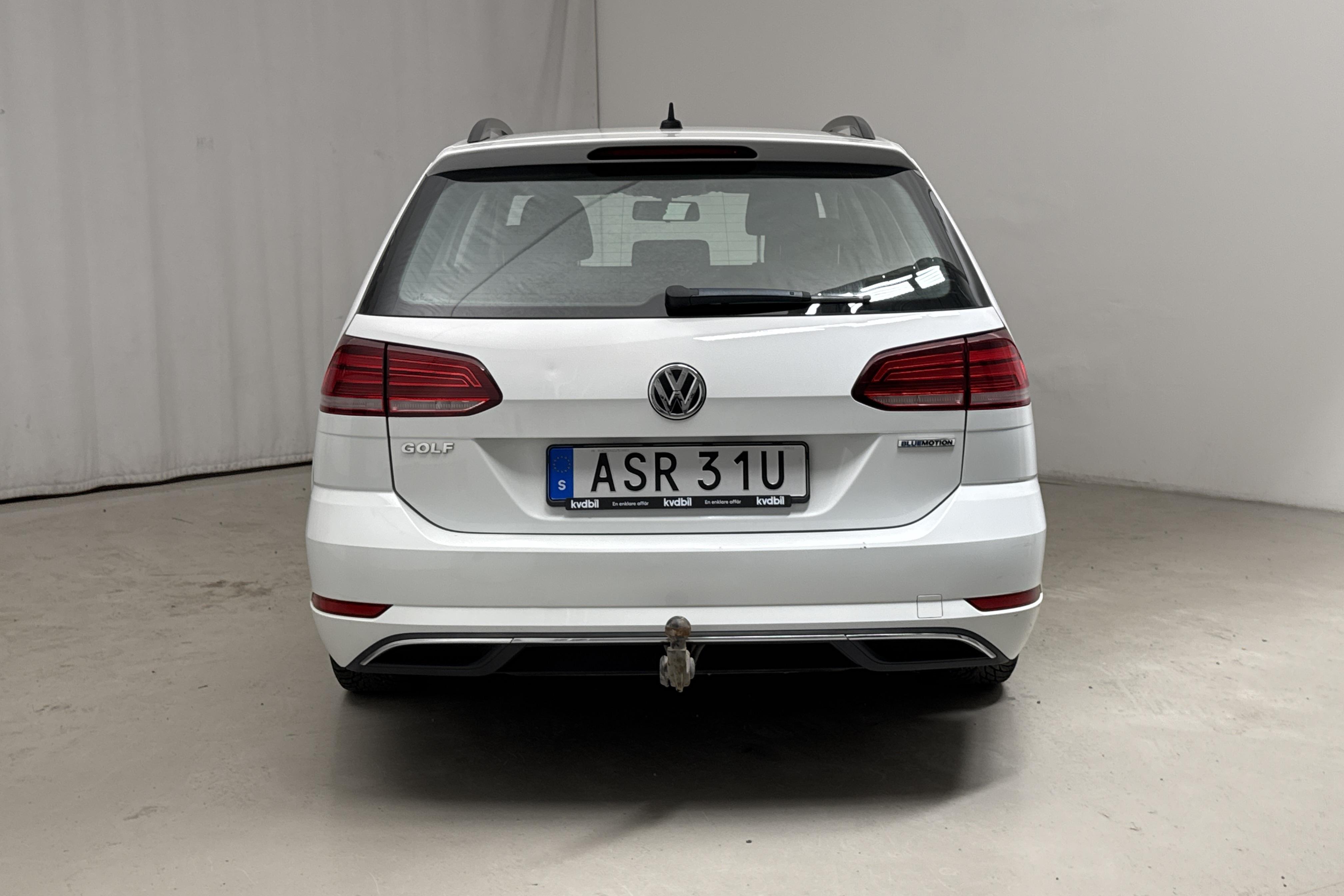 VW Golf VII 1.5 TGI Sportscombi (130hk) - 8 672 mil - Automat - vit - 2020