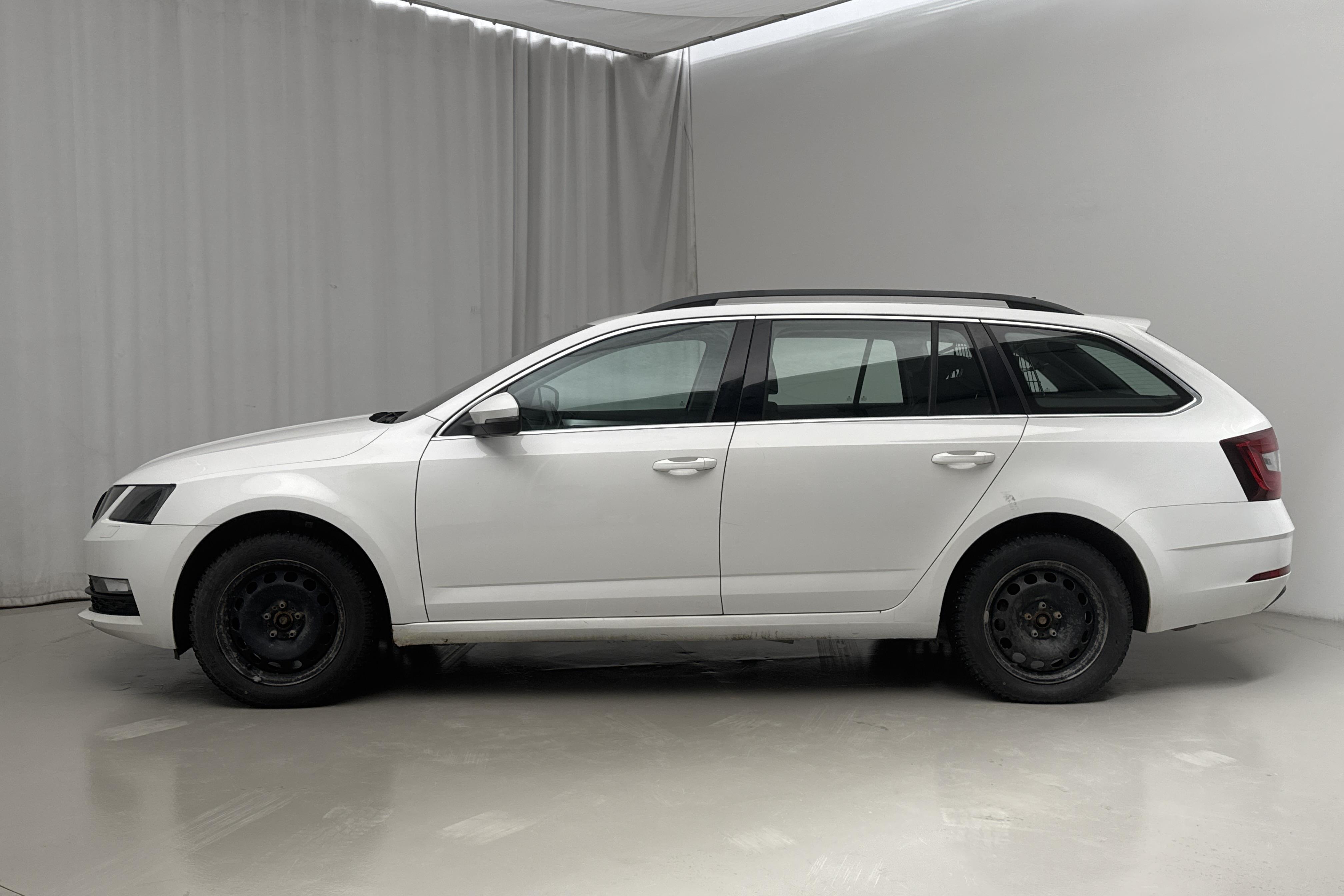 Skoda Octavia III 2.0 TDI CR Combi 4x4 (150hk) - 14 859 mil - Manuell - vit - 2018