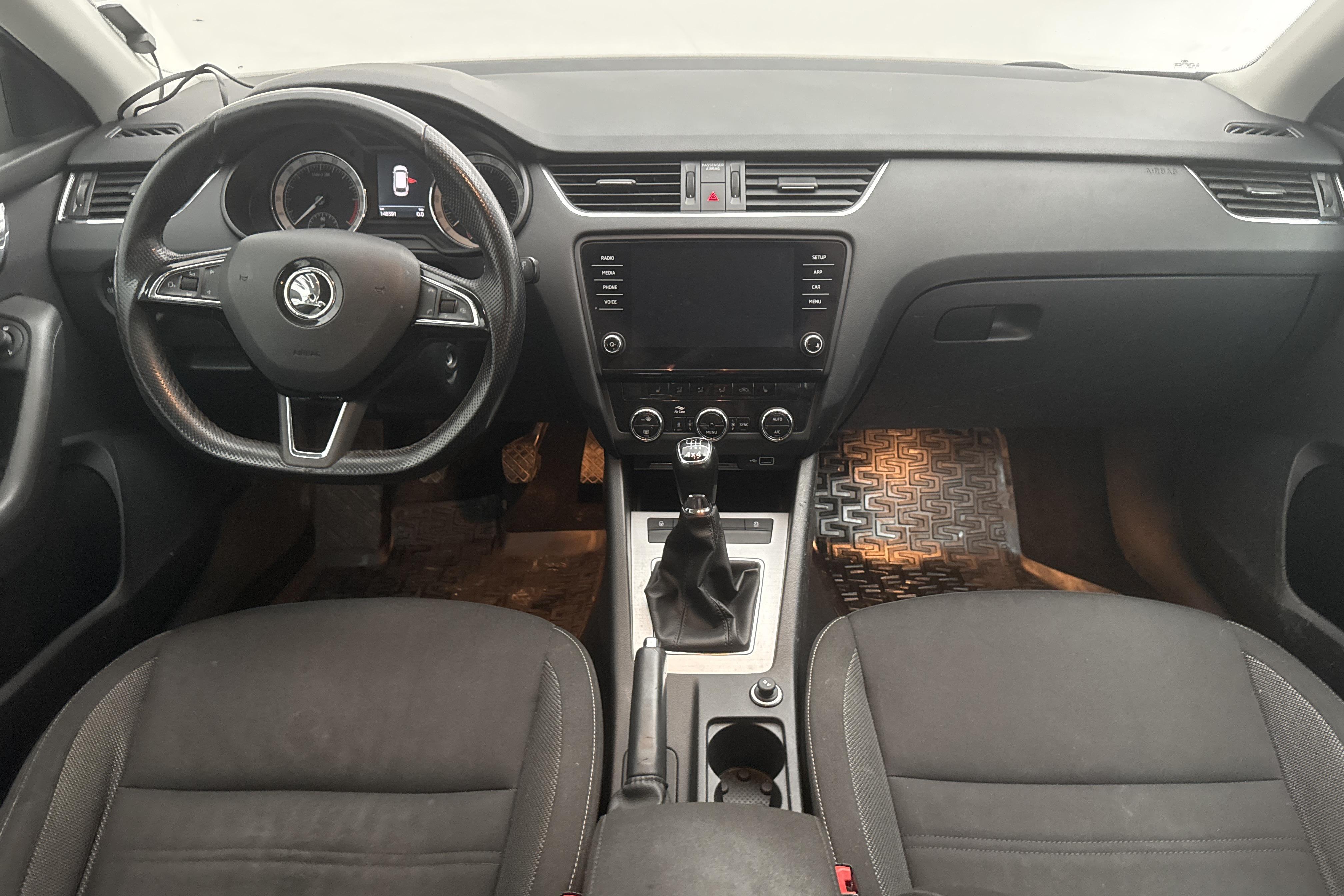 Skoda Octavia III 2.0 TDI CR Combi 4x4 (150hk) - 14 859 mil - Manuell - vit - 2018