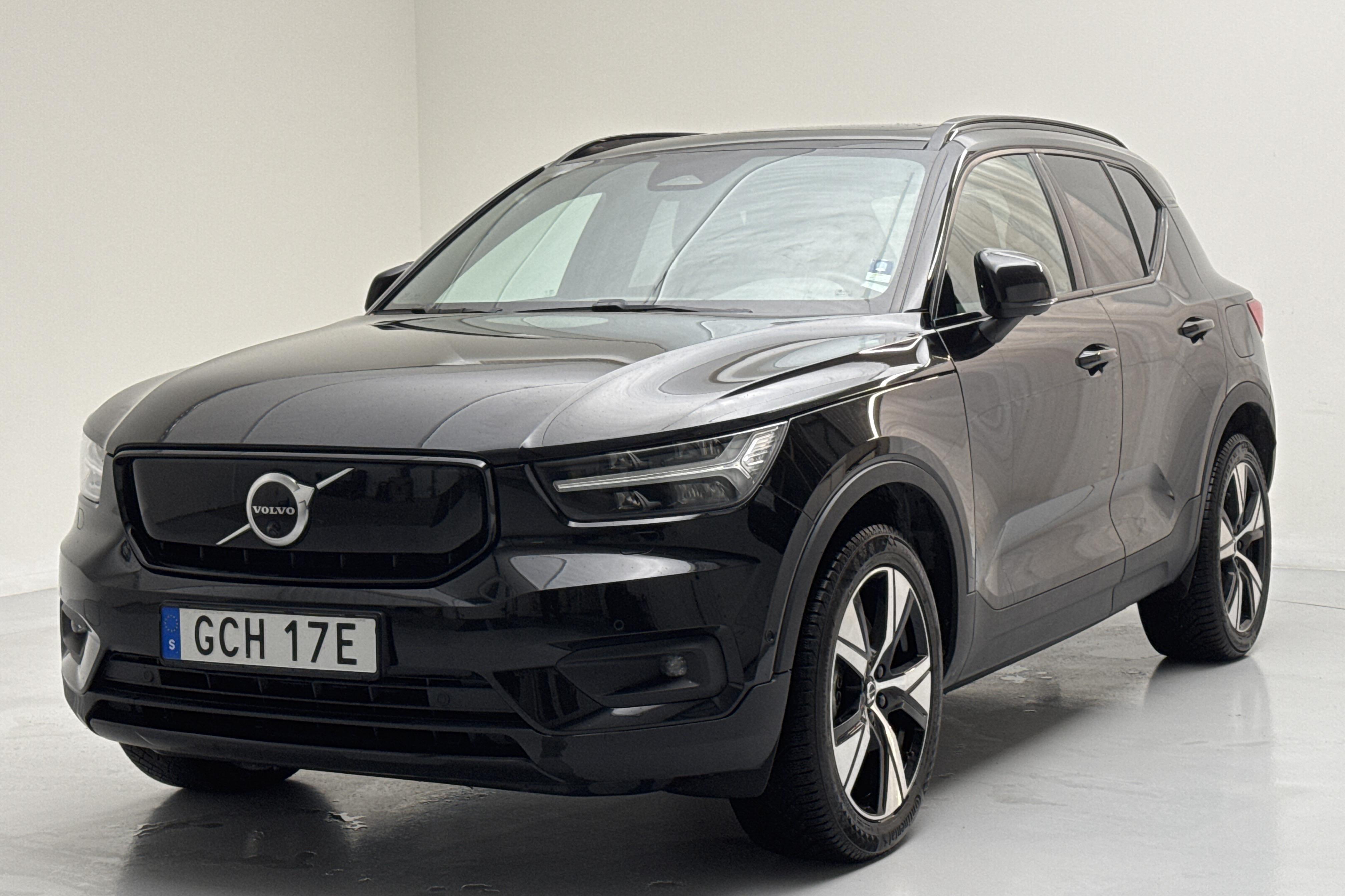 Volvo XC40 P6 Recharge (231hk) - 51 380 km - Automatyczna - czarny - 2022