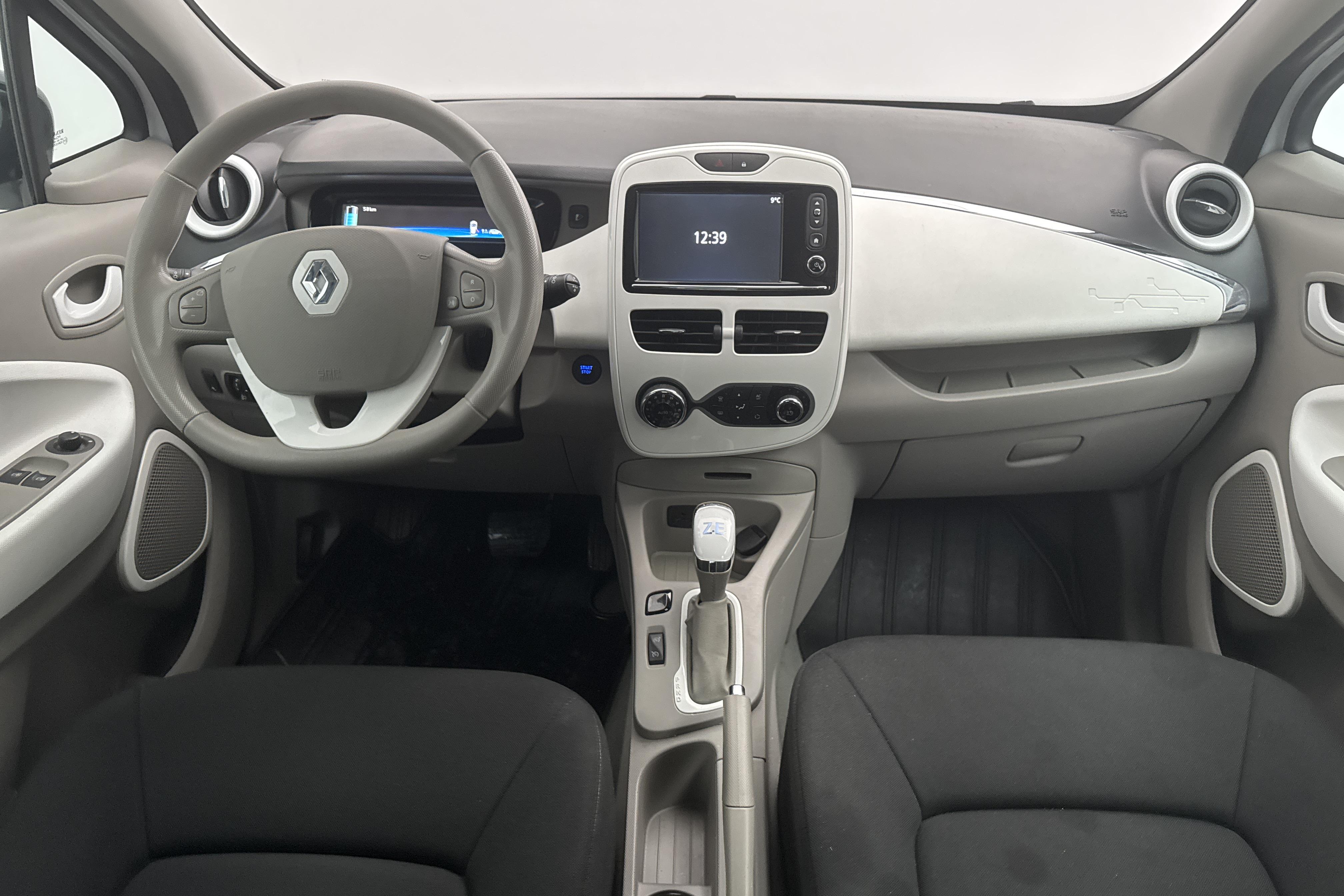 Renault Zoe 22 kWh R88 (88hk) - 7 586 mil - Automat - vit - 2015