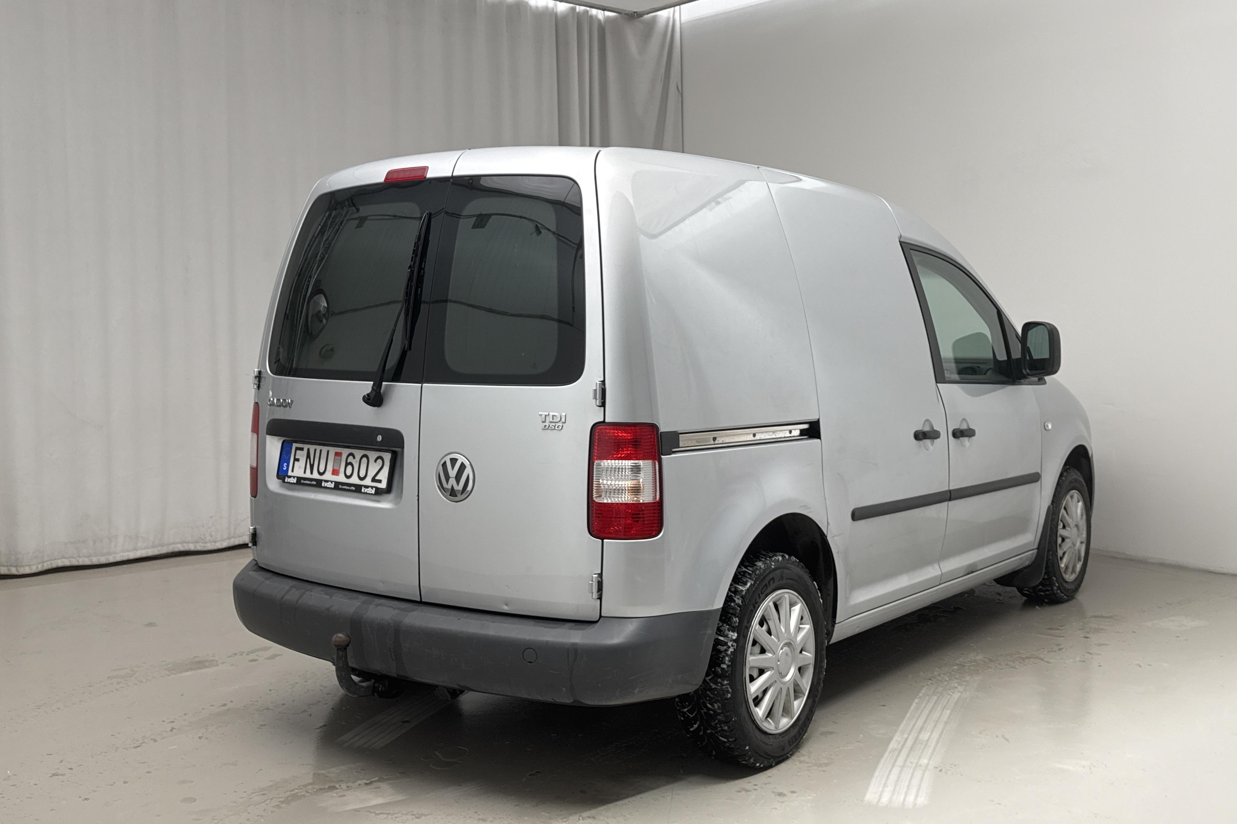 VW Caddy 1.9 TDI Skåp (105hk) - 9 765 mil - Automat - silver - 2007