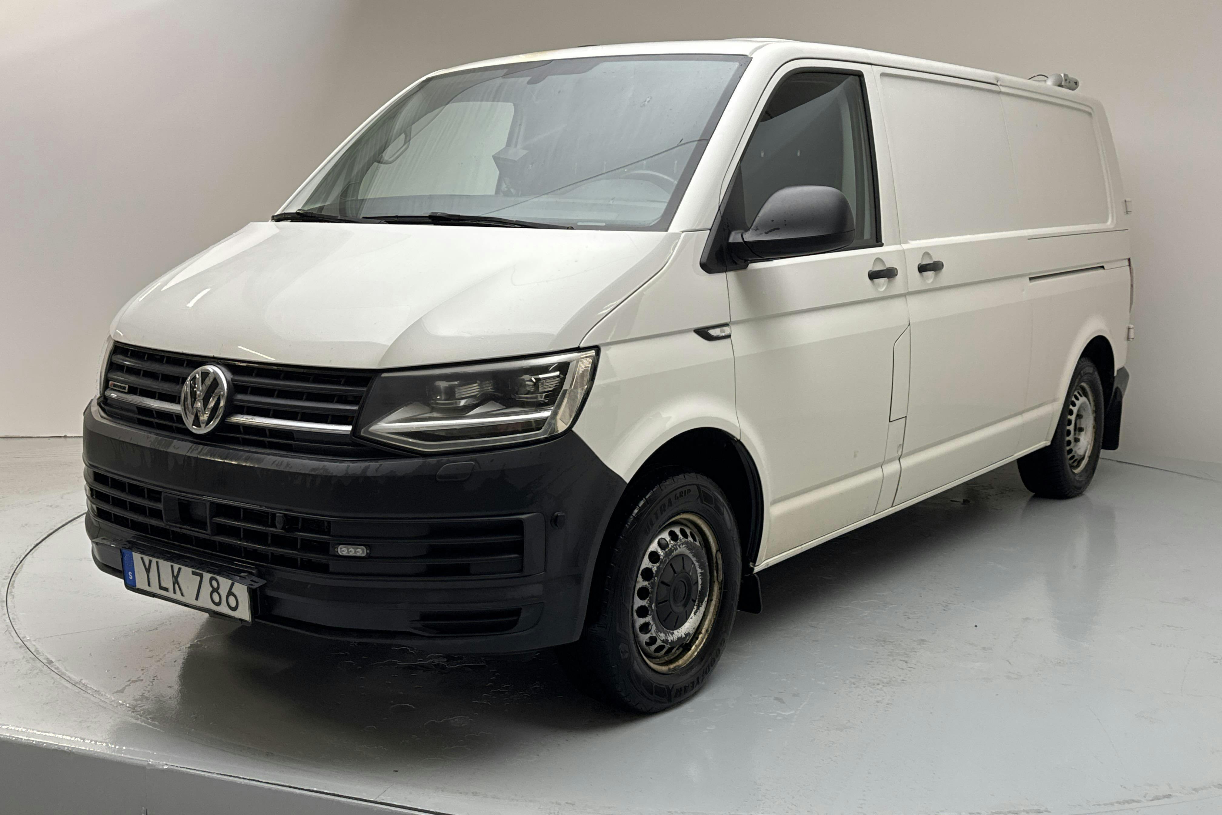 VW Transporter T6 2.0 TDI BMT Skåp 4MOTION (150hk) - 14 421 mil - Automat - vit - 2018