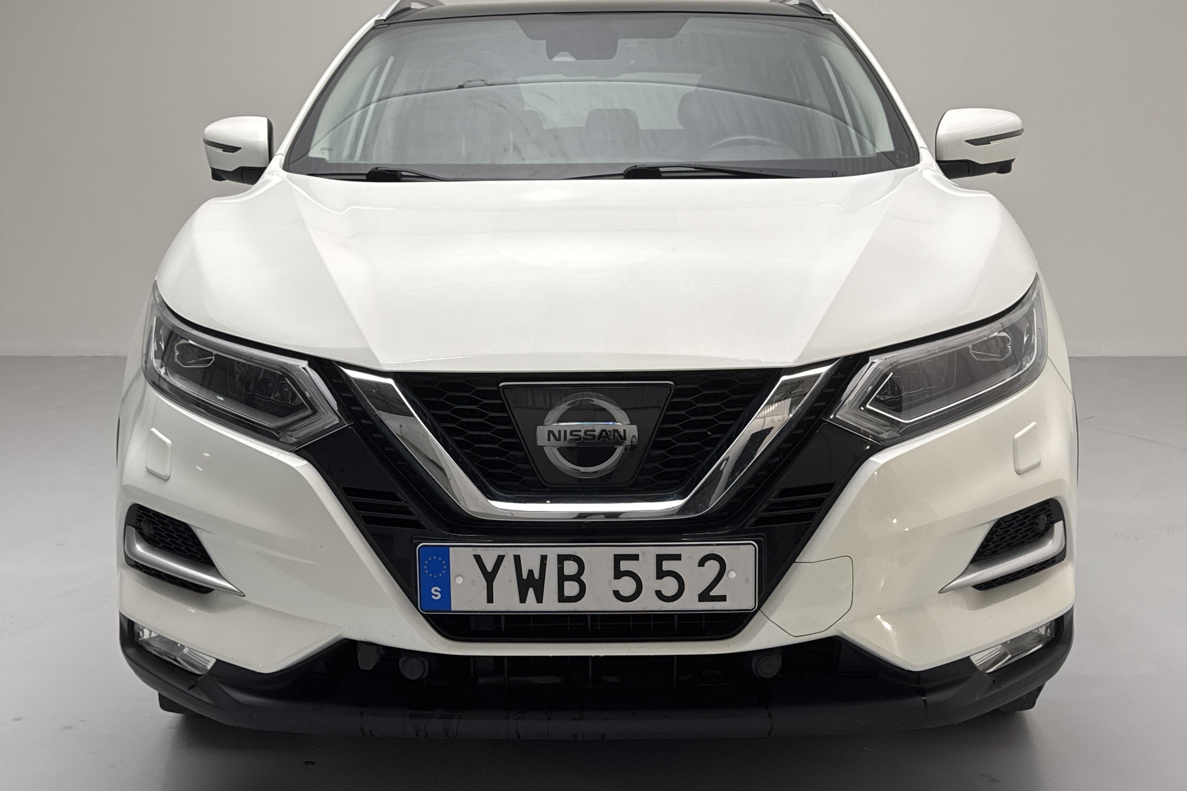 Nissan Qashqai 1.6 dCi 4WD (130hk) - 84 230 km - Manualna - biały - 2018