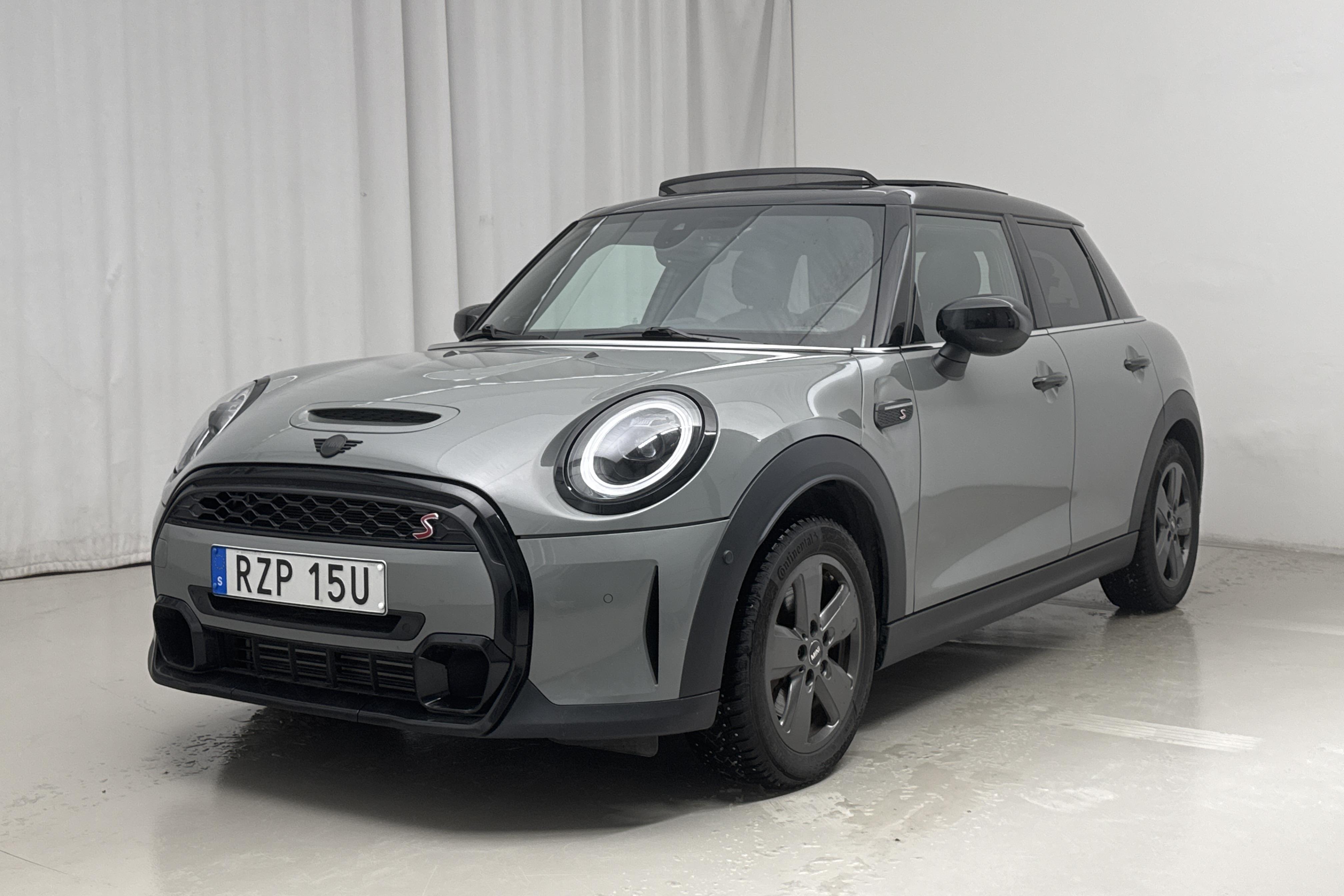 MINI Cooper S Hatch 5dr, F55 LCI (178hk) - 4 166 mil - Automat - grå - 2023