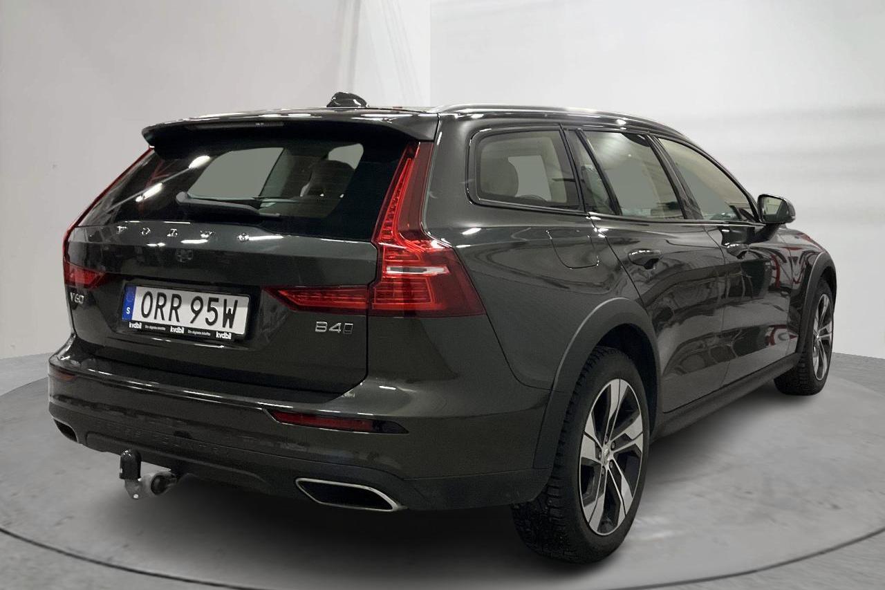 Volvo V60 B4 Cross Country AWD Mildhybrid, Diesel (197hk) - 82 060 km - Automaattinen - Dark Grey - 2022