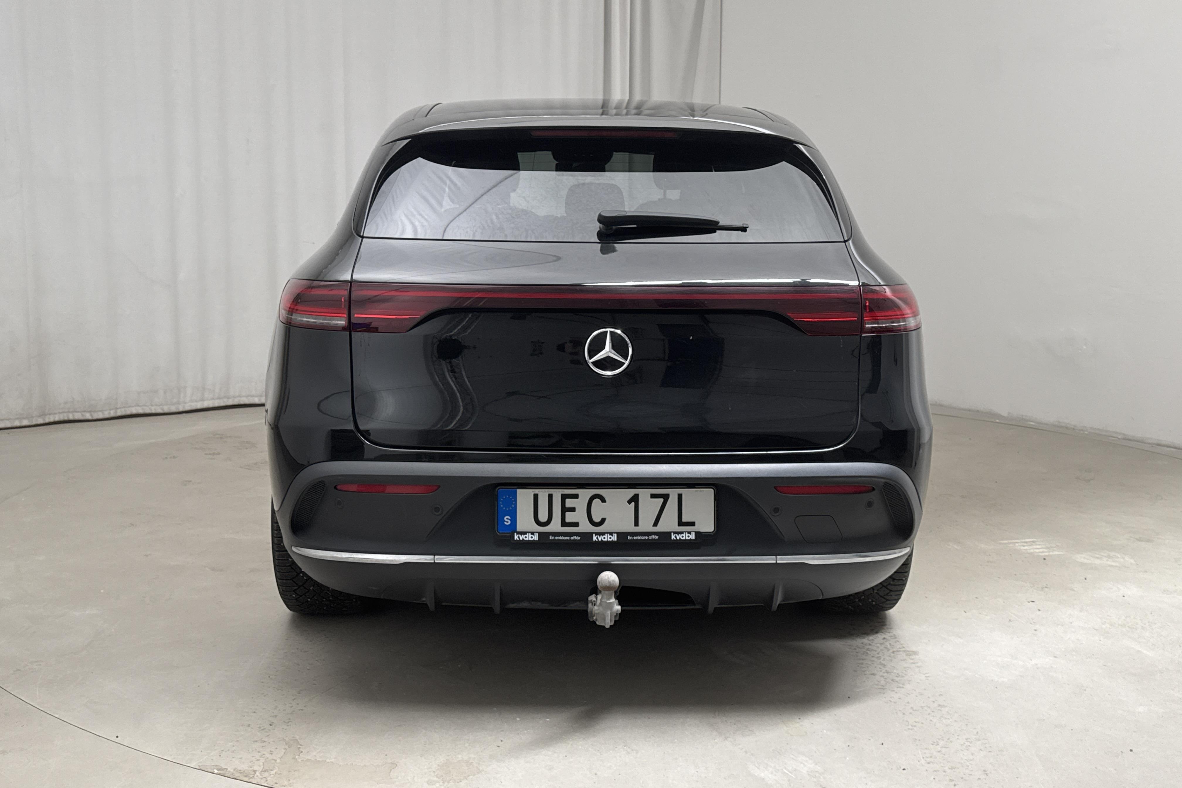 Mercedes EQC 400 4MATIC 80,0 kWh N293 (408hk) - 5 561 mil - Automat - svart - 2021