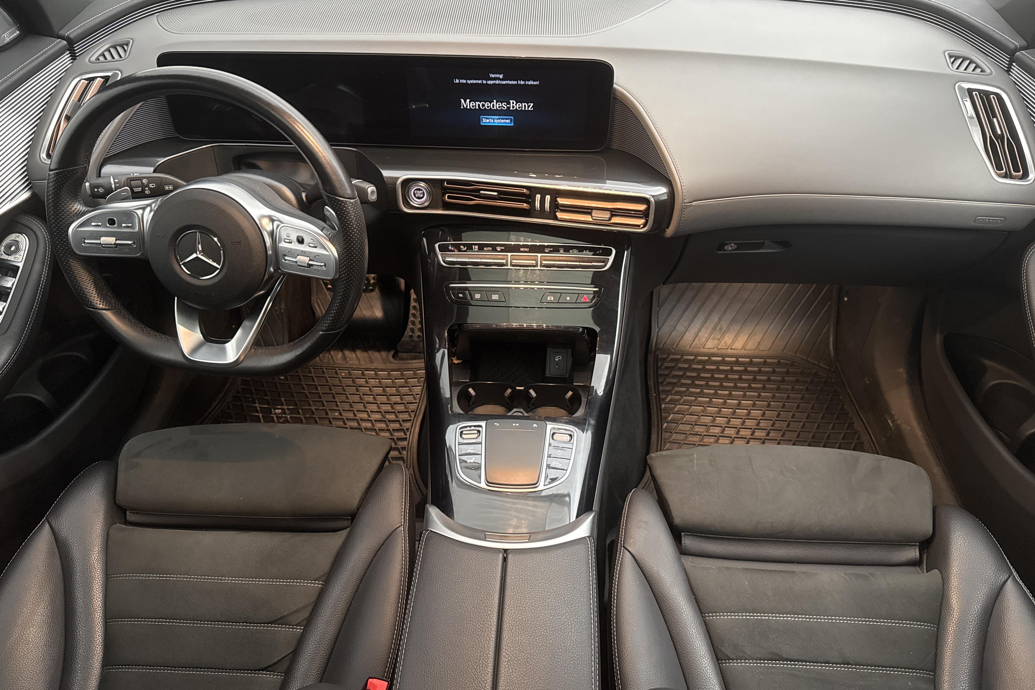 Mercedes EQC 400 4MATIC 80,0 kWh N293 (408hk) - 5 561 mil - Automat - svart - 2021