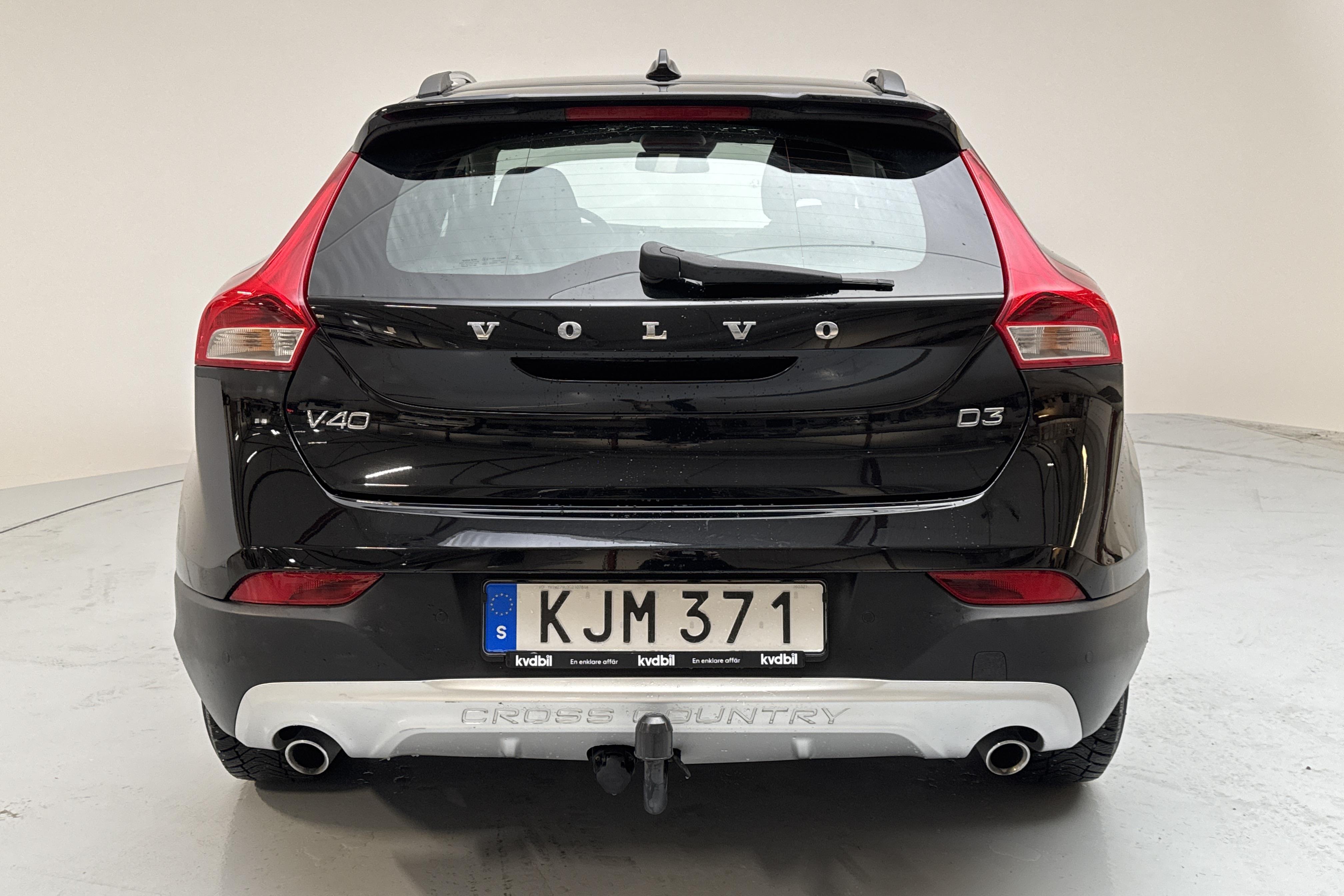 Volvo V40 Cross Country D3 (150hk) - 187 670 km - Automaattinen - musta - 2016