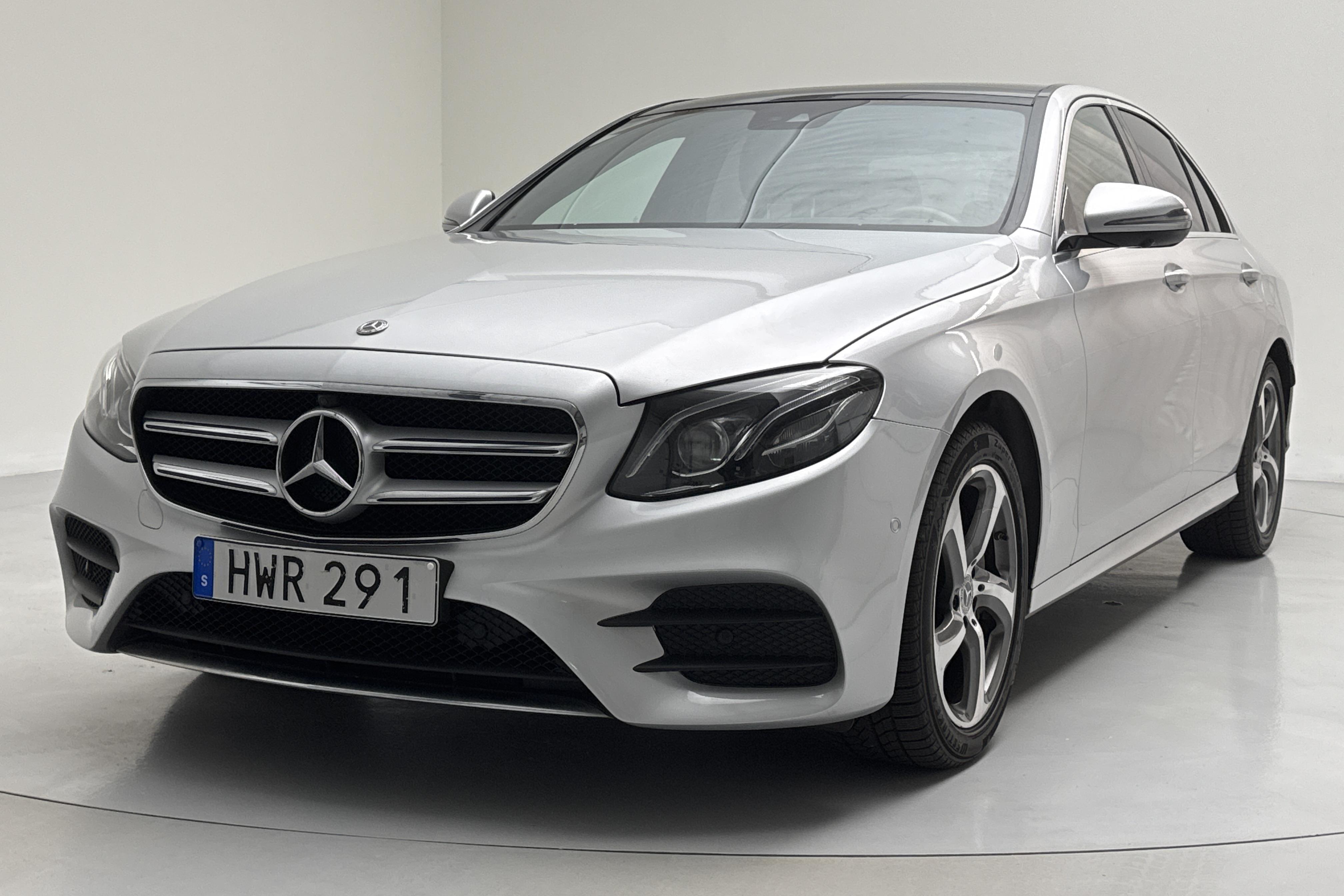 Mercedes E 220 d Sedan W213 (194hk) - 70 340 km - Automaatne - hõbe - 2018