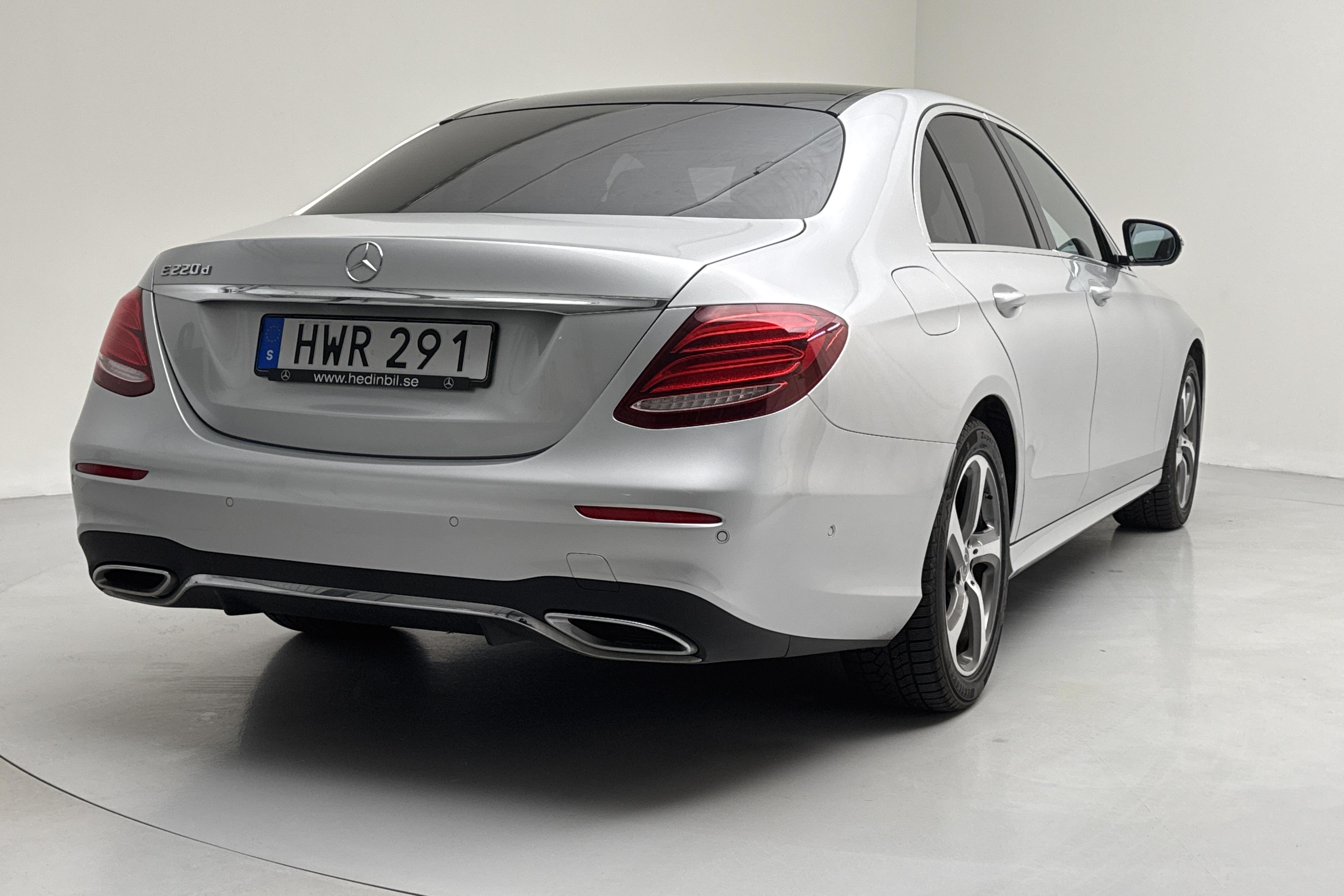 Mercedes E 220 d Sedan W213 (194hk) - 70 340 km - Automaatne - hõbe - 2018