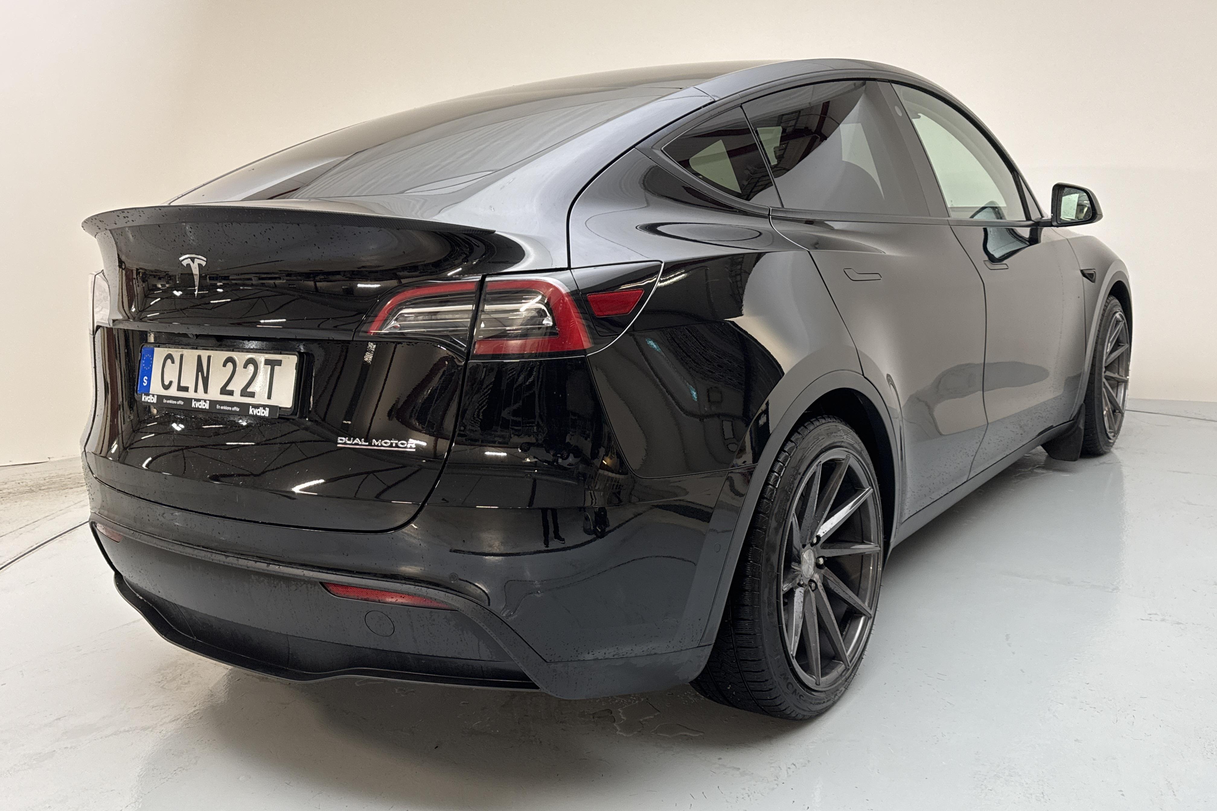 Tesla Model Y Performance Dual Motor AWD - 29 850 km - Automatic - black - 2022