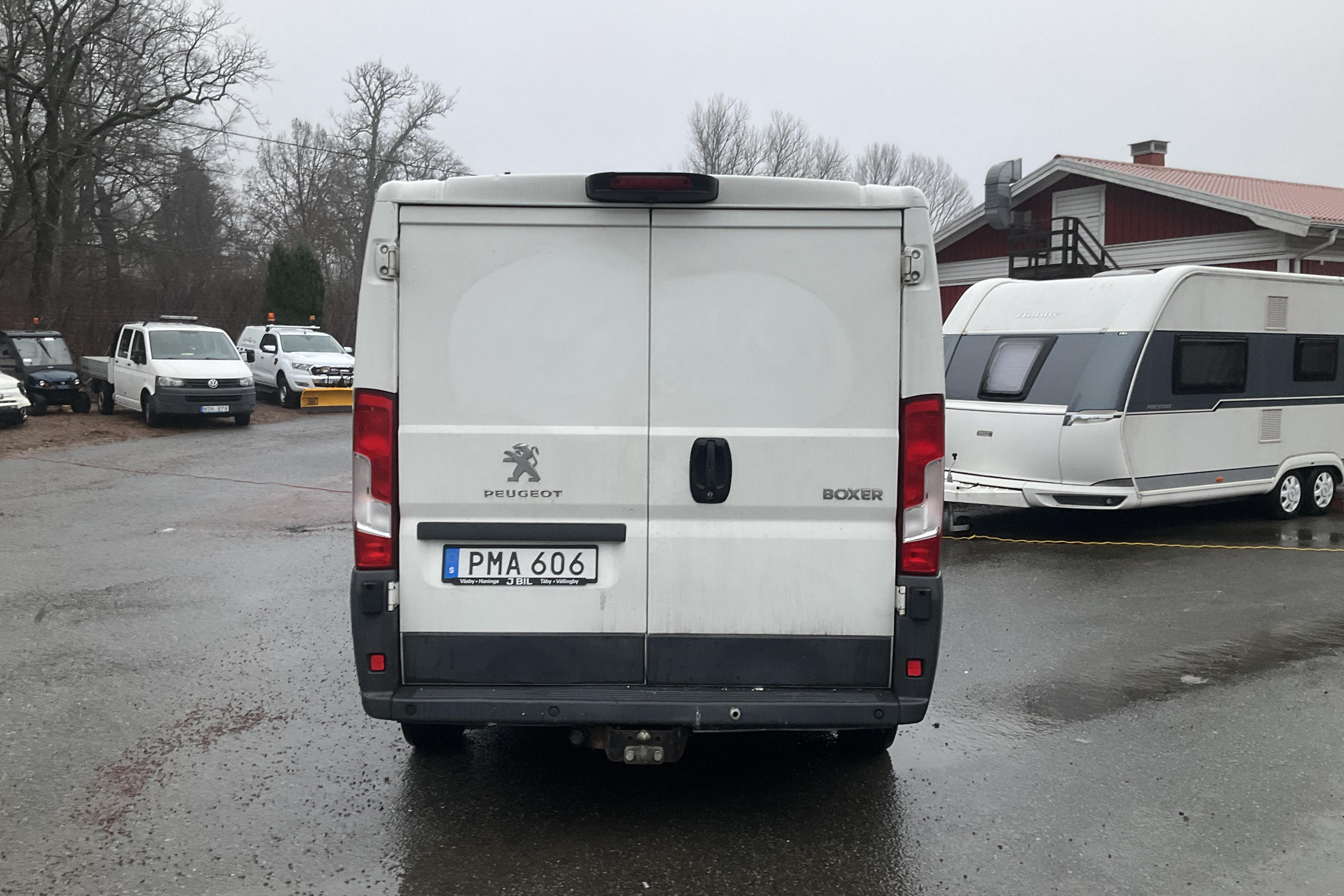 Peugeot Boxer 335 2.0 BlueHDi Skåp (110hk) - 148 260 km - Käsitsi - valge - 2017