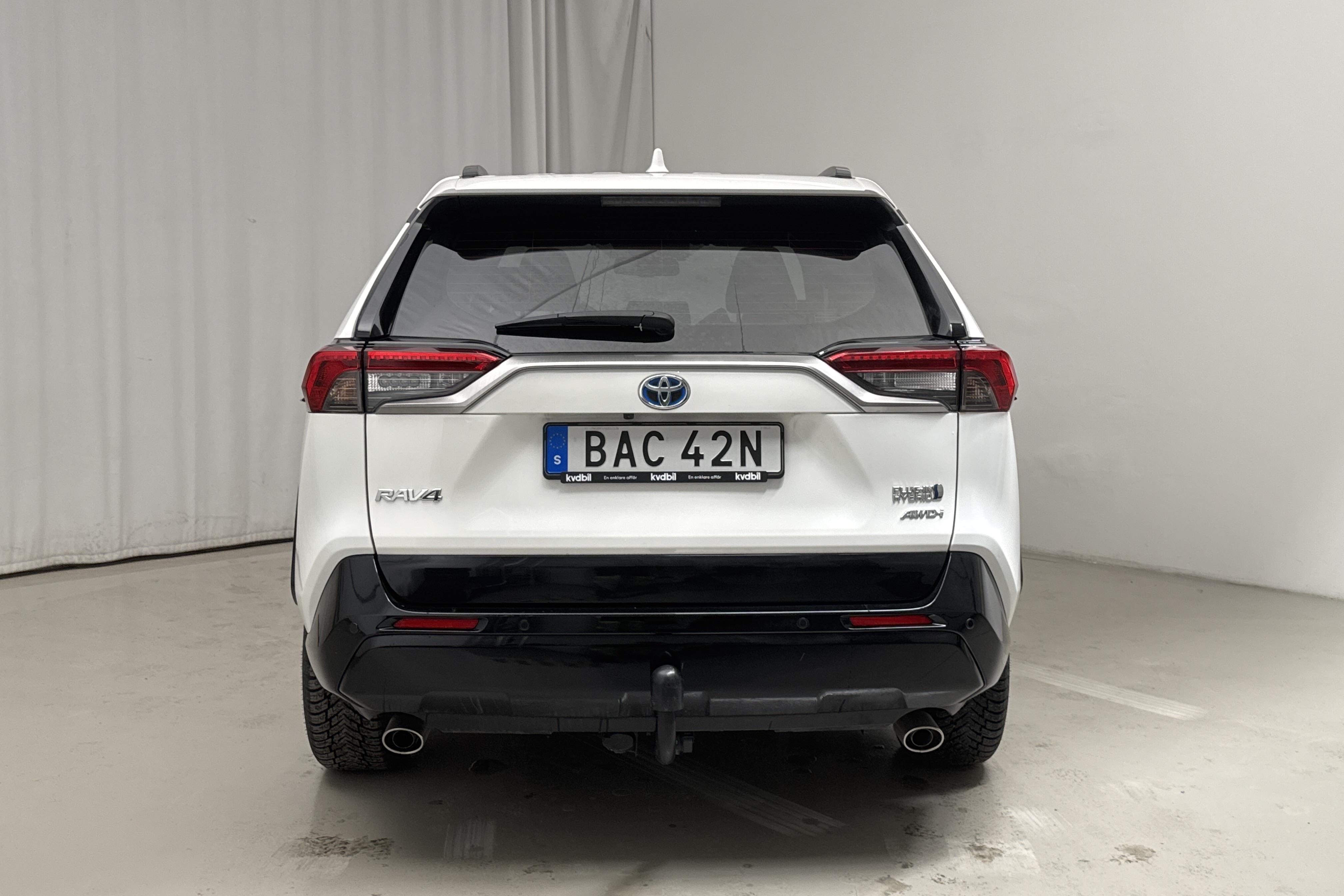 Toyota RAV4 2.5 Plug-in Hybrid AWD (306hk) - 36 310 km - Automatyczna - biały - 2022