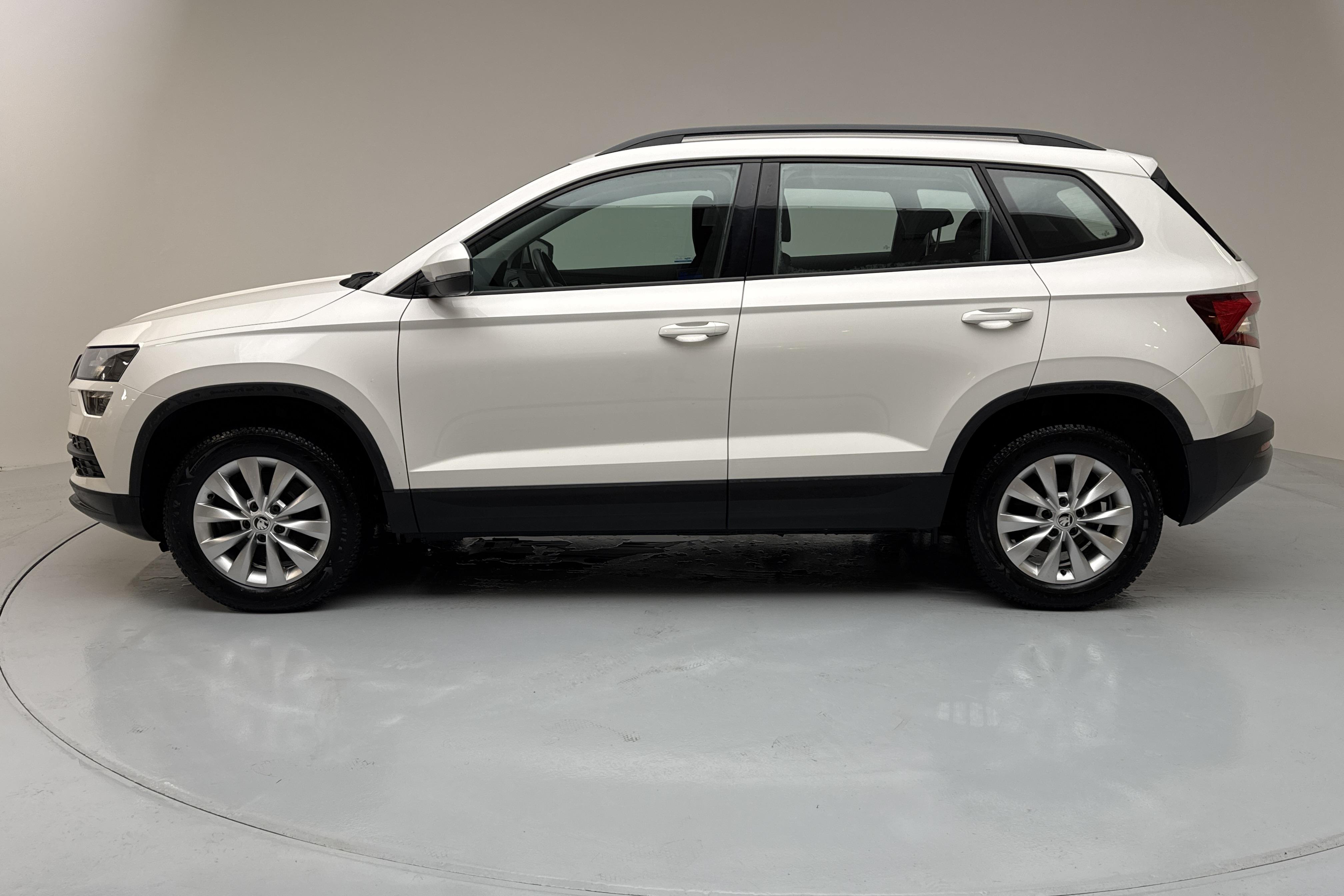 Skoda Karoq 2.0 TDI 4X4 (150hk) - 7 312 mil - Manuell - vit - 2019