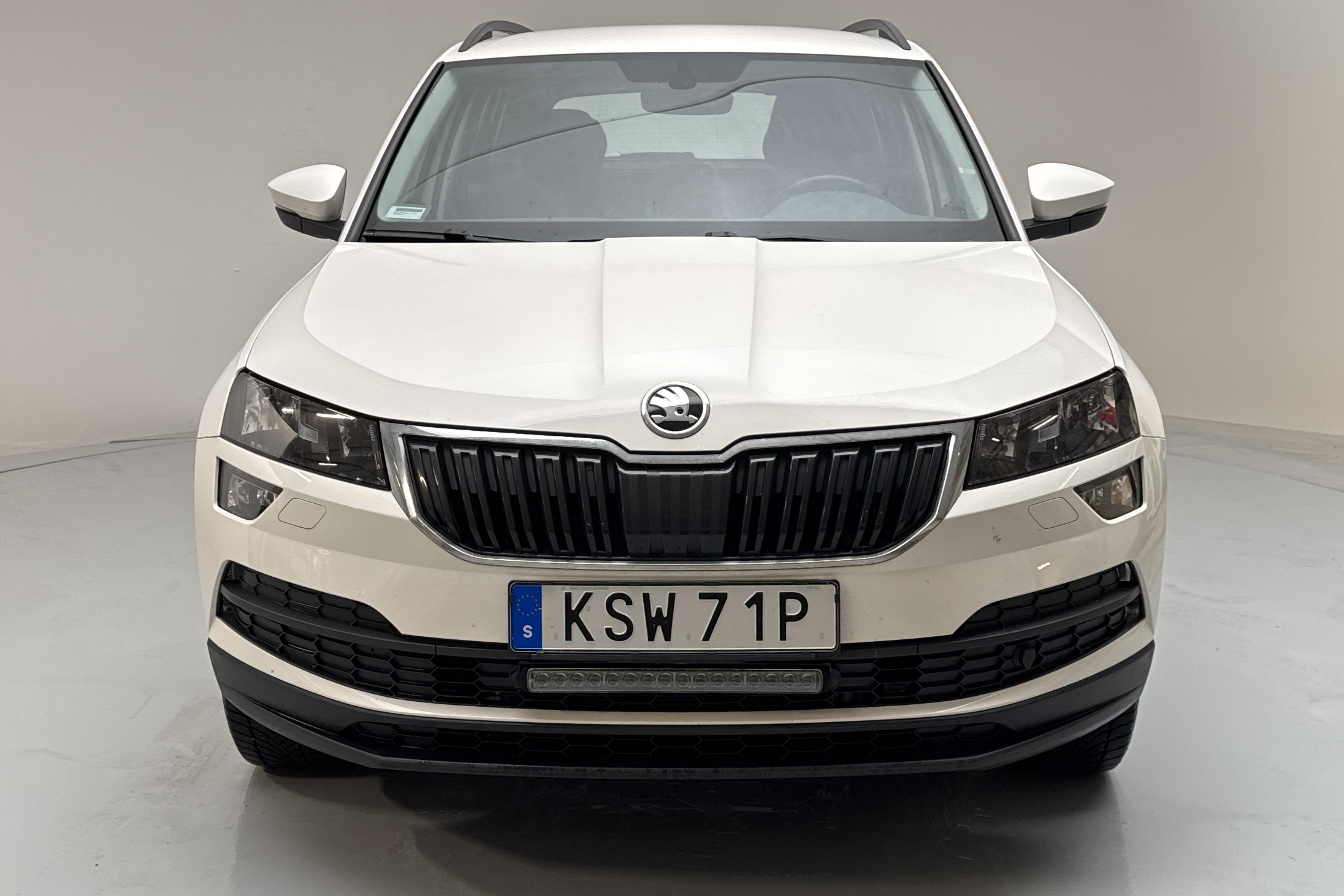 Skoda Karoq 2.0 TDI 4X4 (150hk) - 7 312 mil - Manuell - vit - 2019