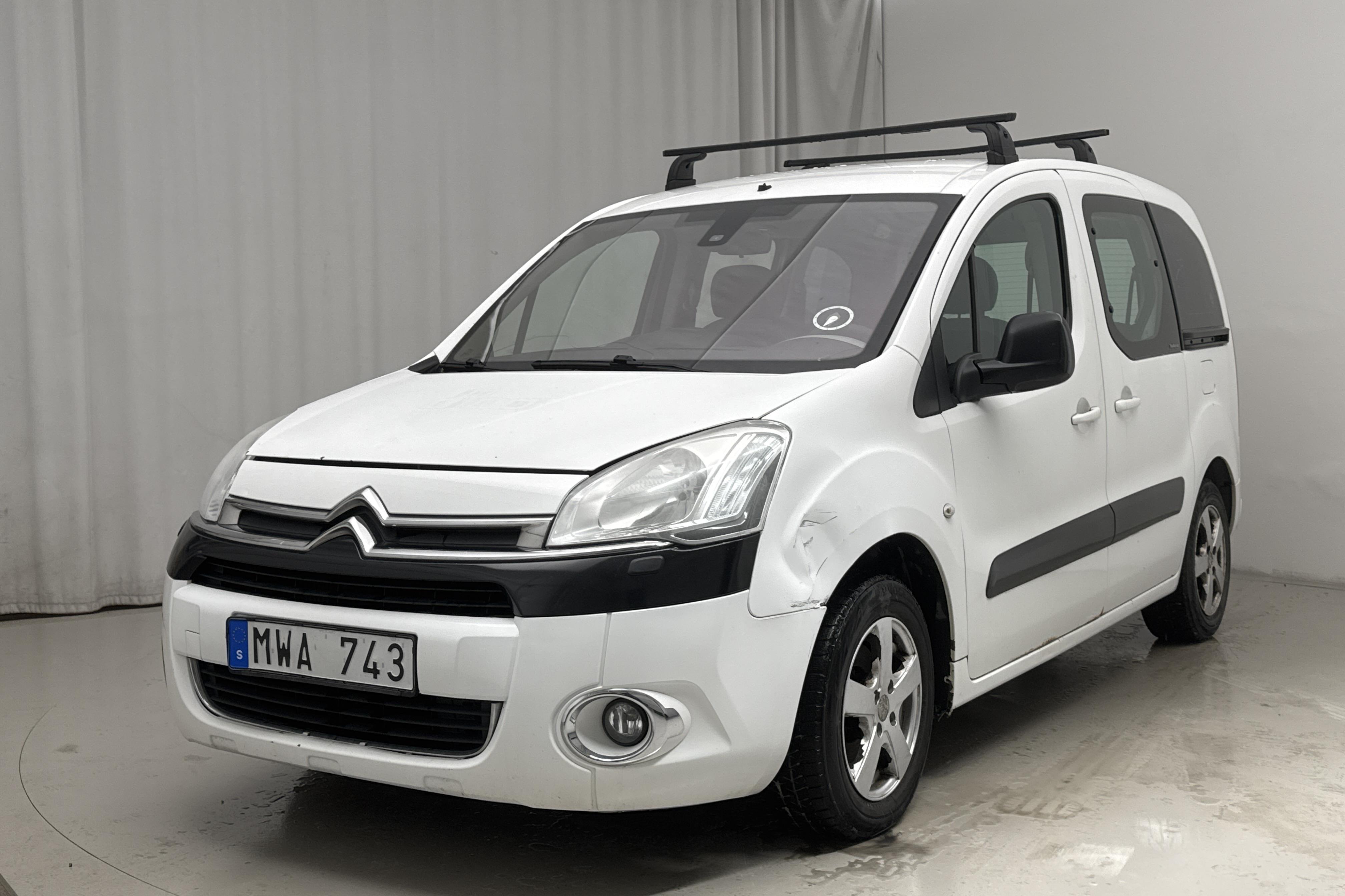 Citroen Berlingo Family III 1.6 HDI (92hk) - 190 370 km - Automatyczna - biały - 2012