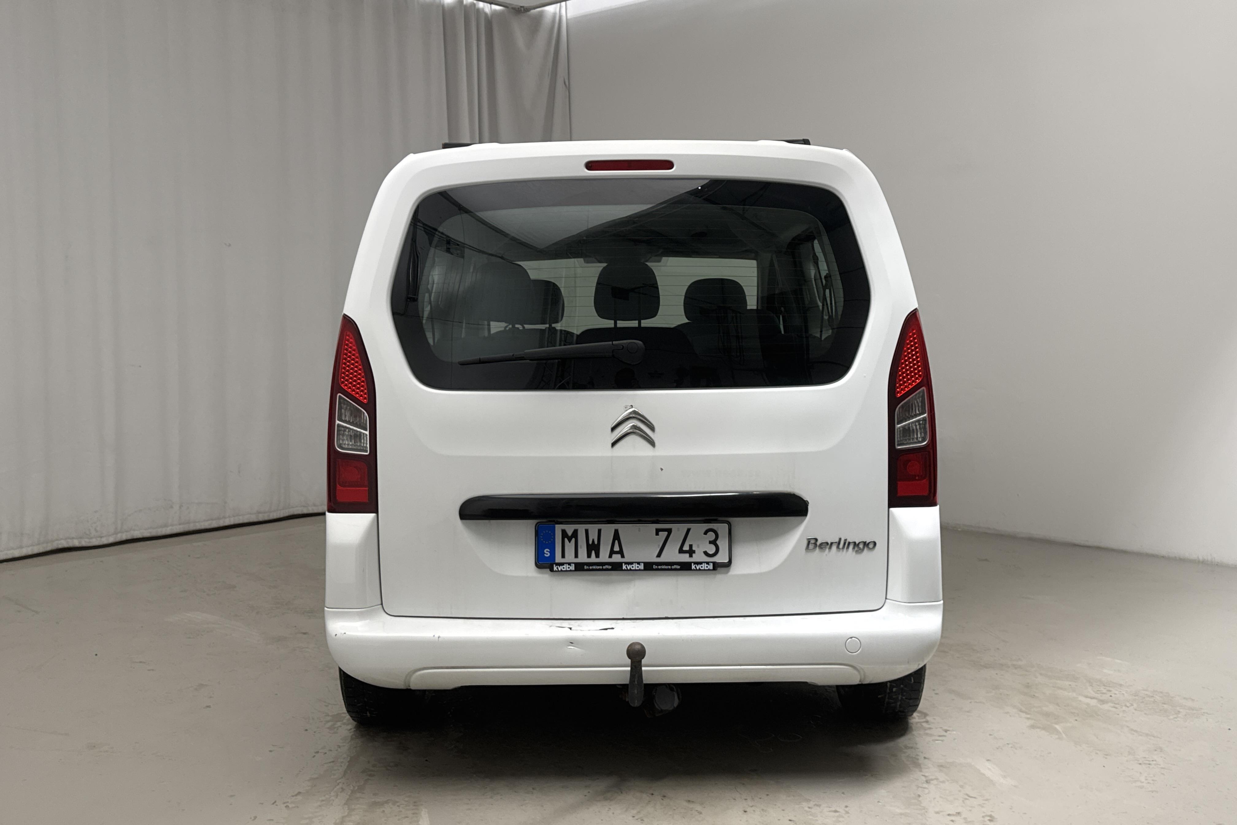 Citroen Berlingo Family III 1.6 HDI (92hk) - 190 370 km - Automatyczna - biały - 2012