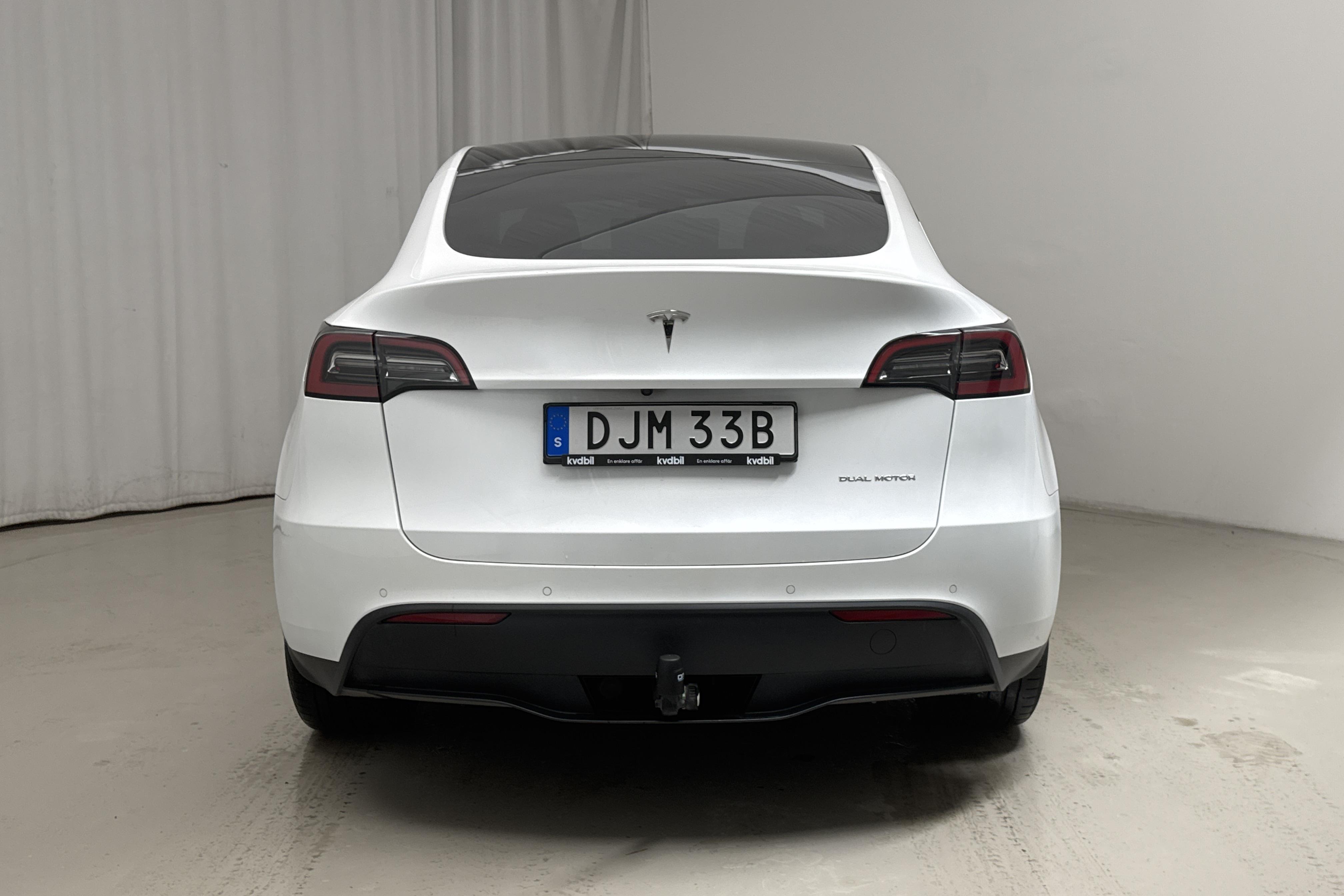 Tesla Model Y Long Range Dual Motor AWD - 3 236 mil - Automat - vit - 2022