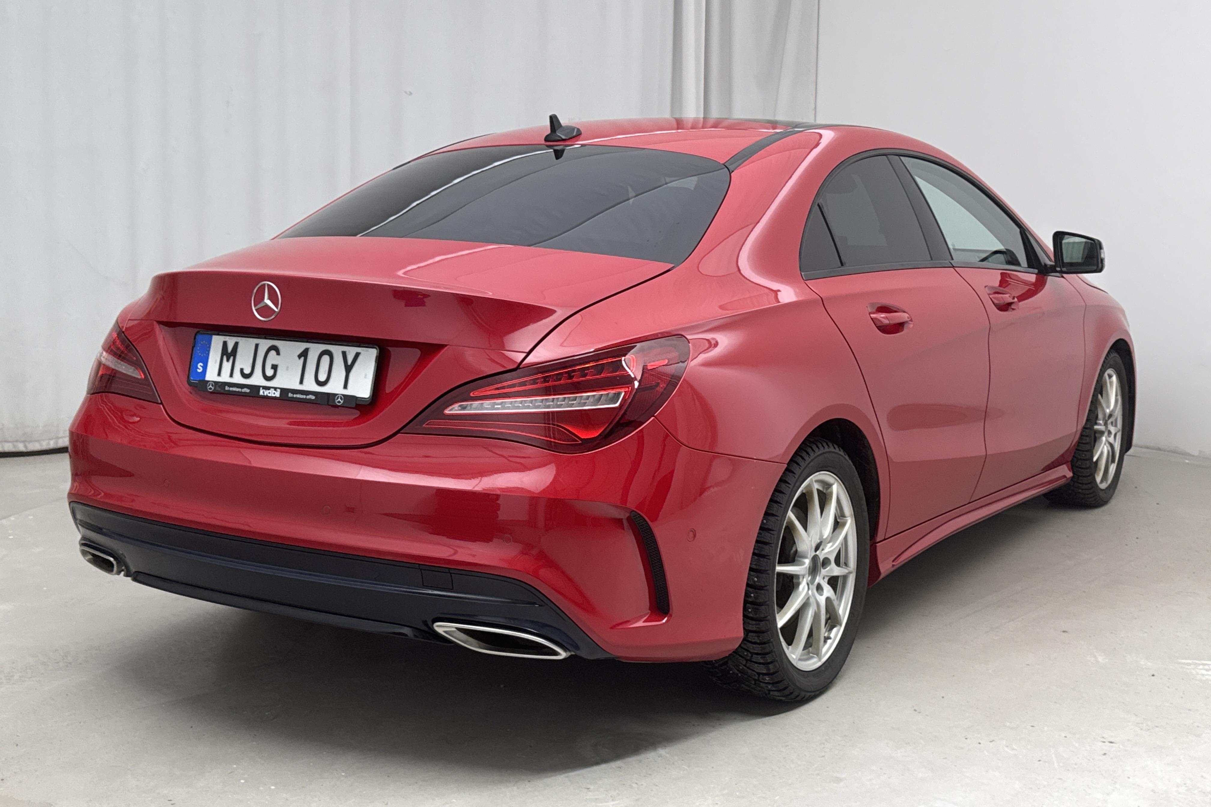 Mercedes CLA 180 Coupé C117 (122hk) - 78 410 km - Automatyczna - czerwony - 2019