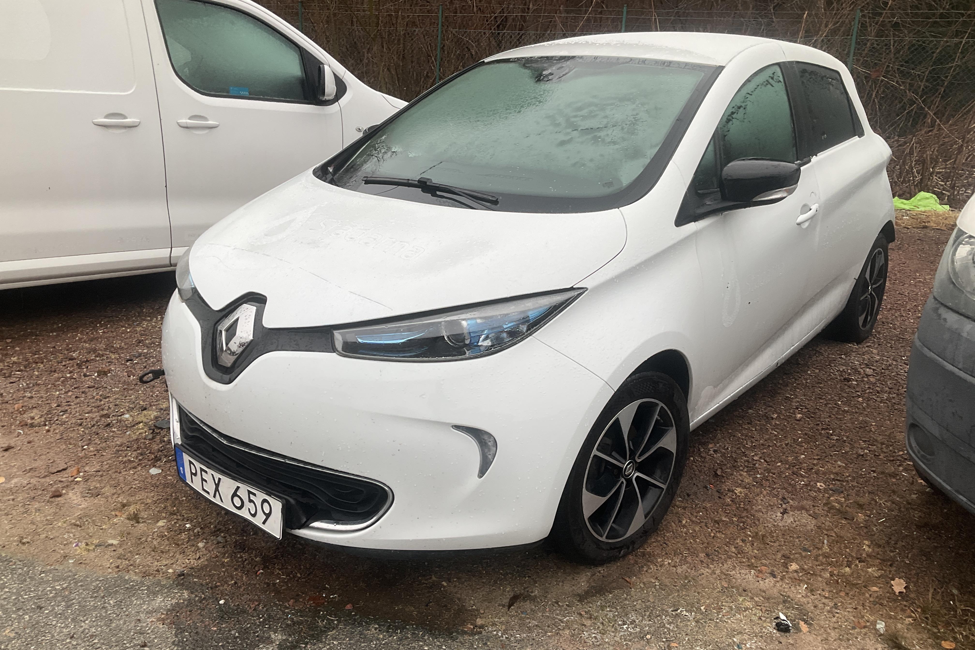 Renault Zoe 41 kWh R90 (92hk) - 8 200 mil - Automat - vit - 2017