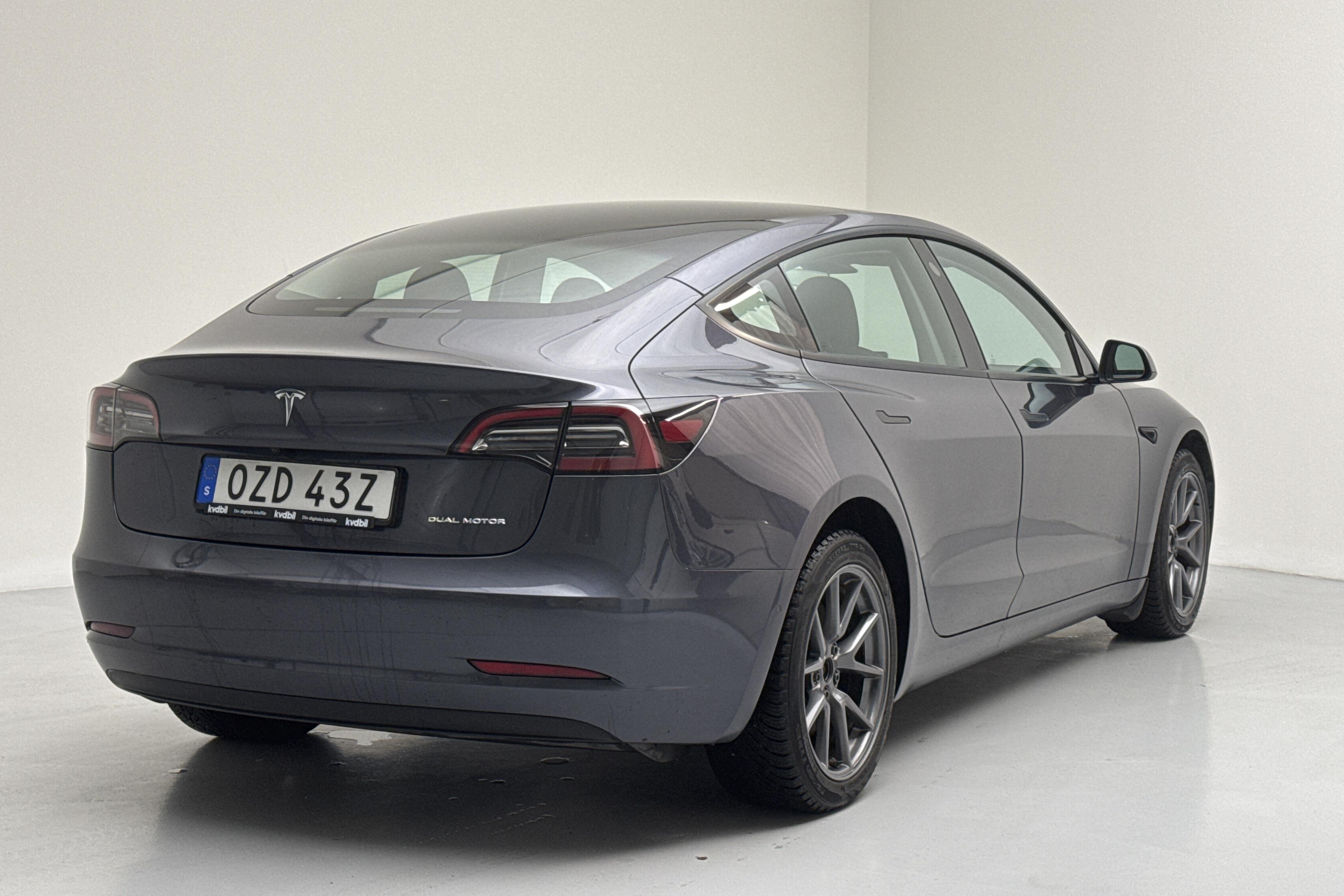 Tesla Model 3 Long Range Dual Motor AWD - 8 358 mil - Automat - grå - 2022