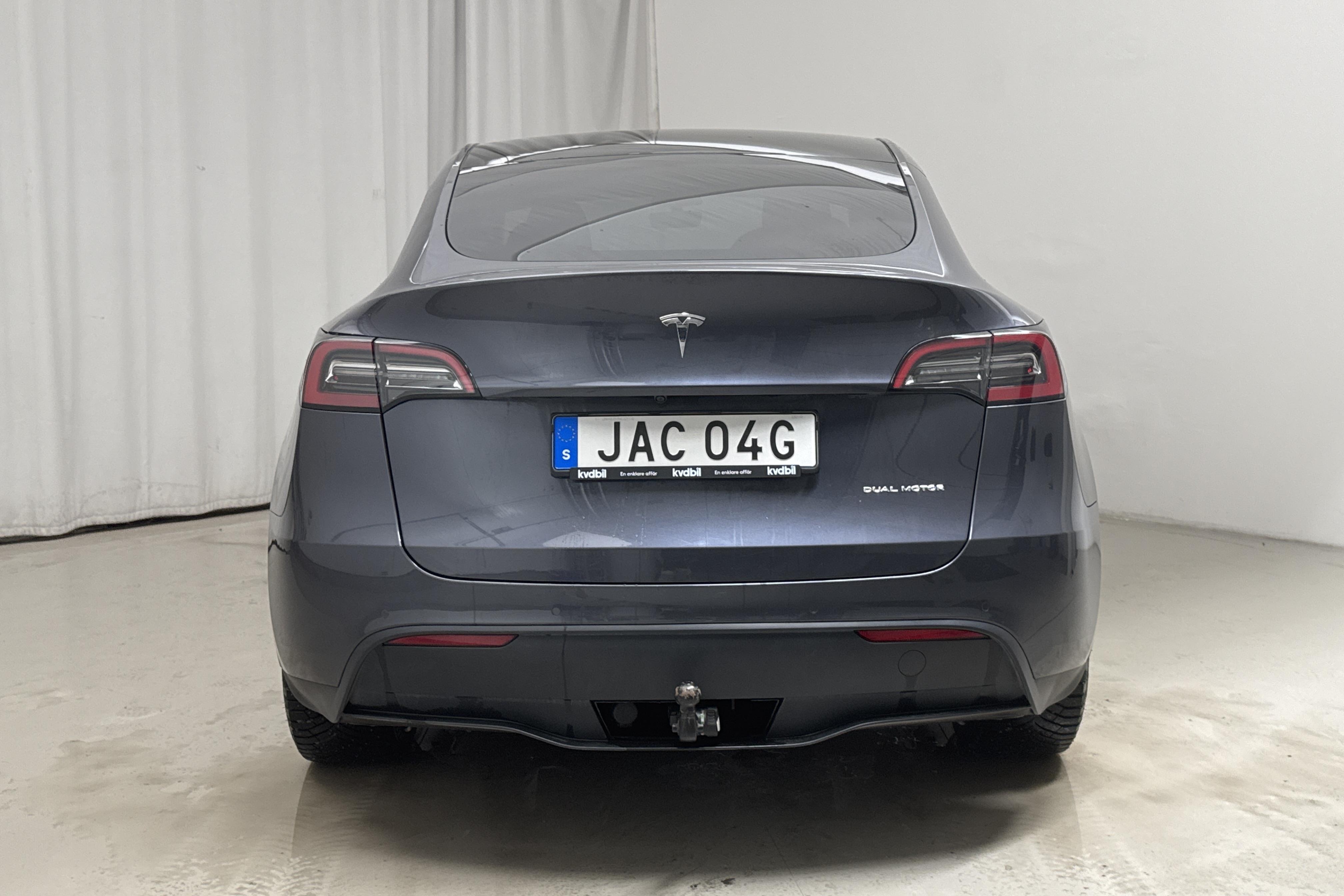 Tesla Model Y Long Range Dual Motor AWD - 41 900 km - Automatic - gray - 2022