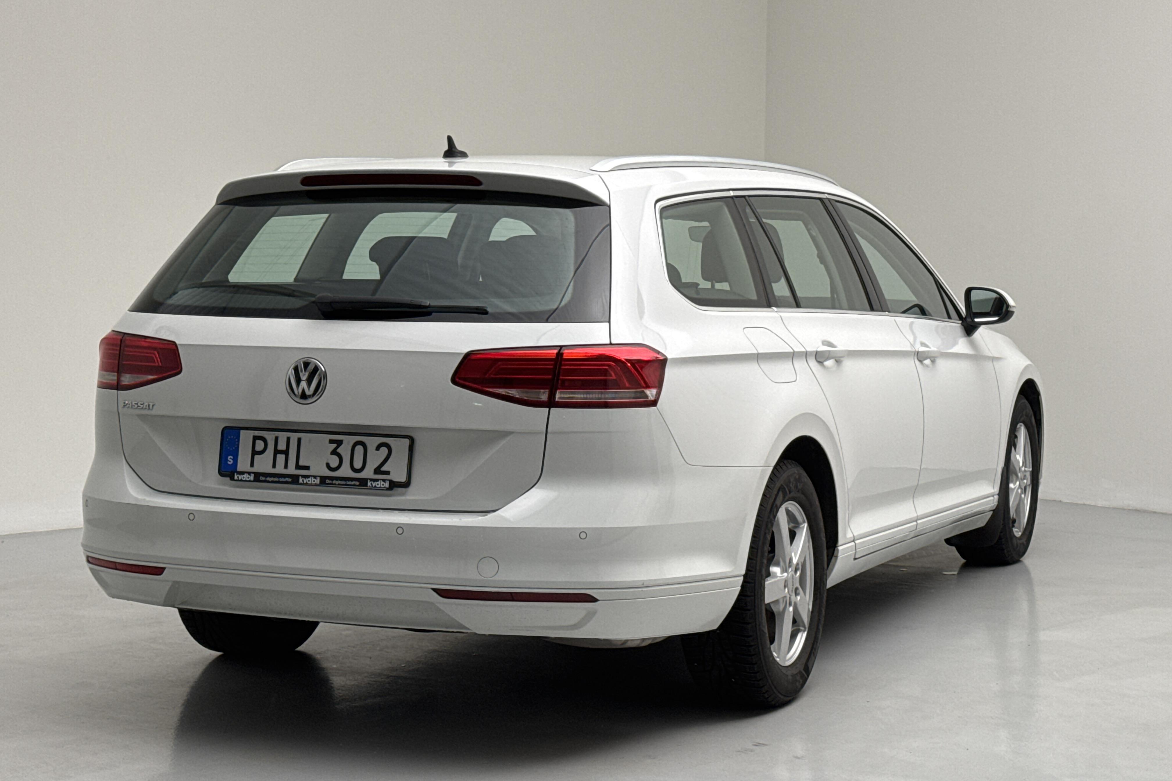 VW Passat 1.4 TSI Sportscombi (150hk) - 82 030 km - Käsitsi - valge - 2018