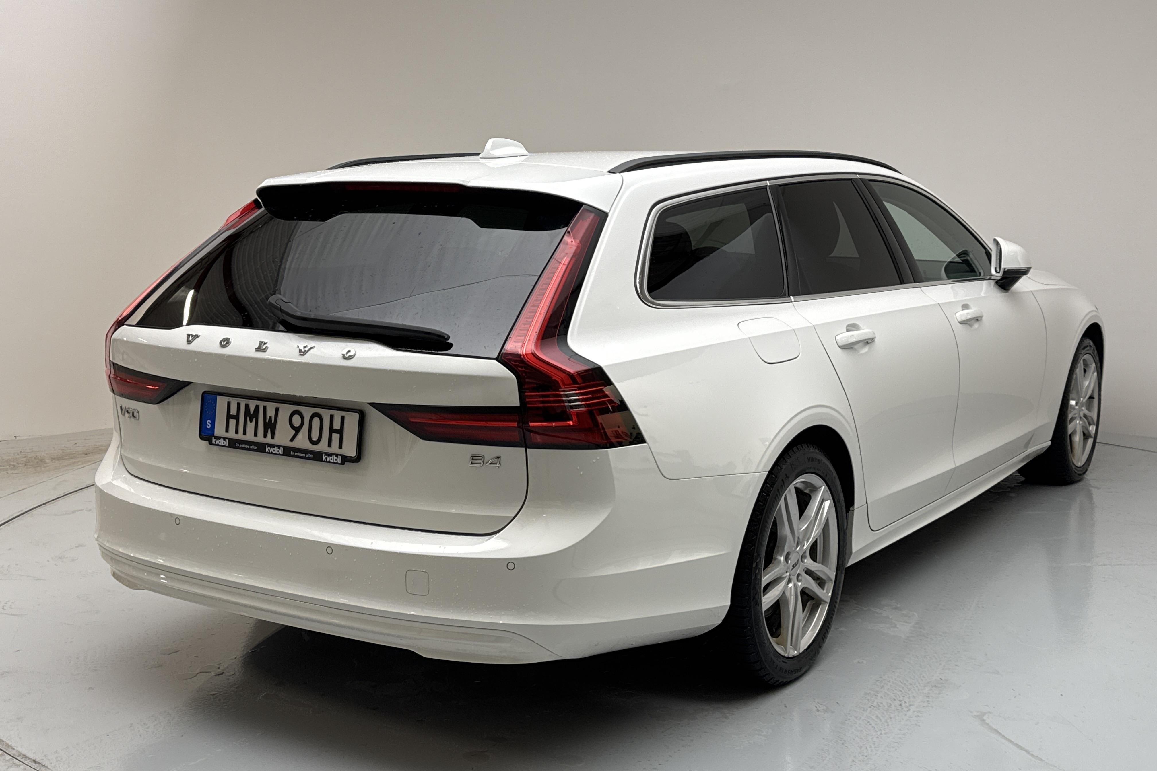 Volvo V90 B4 Mildhybrid, Diesel (190hk) - 155 390 km - Automatic - white - 2022