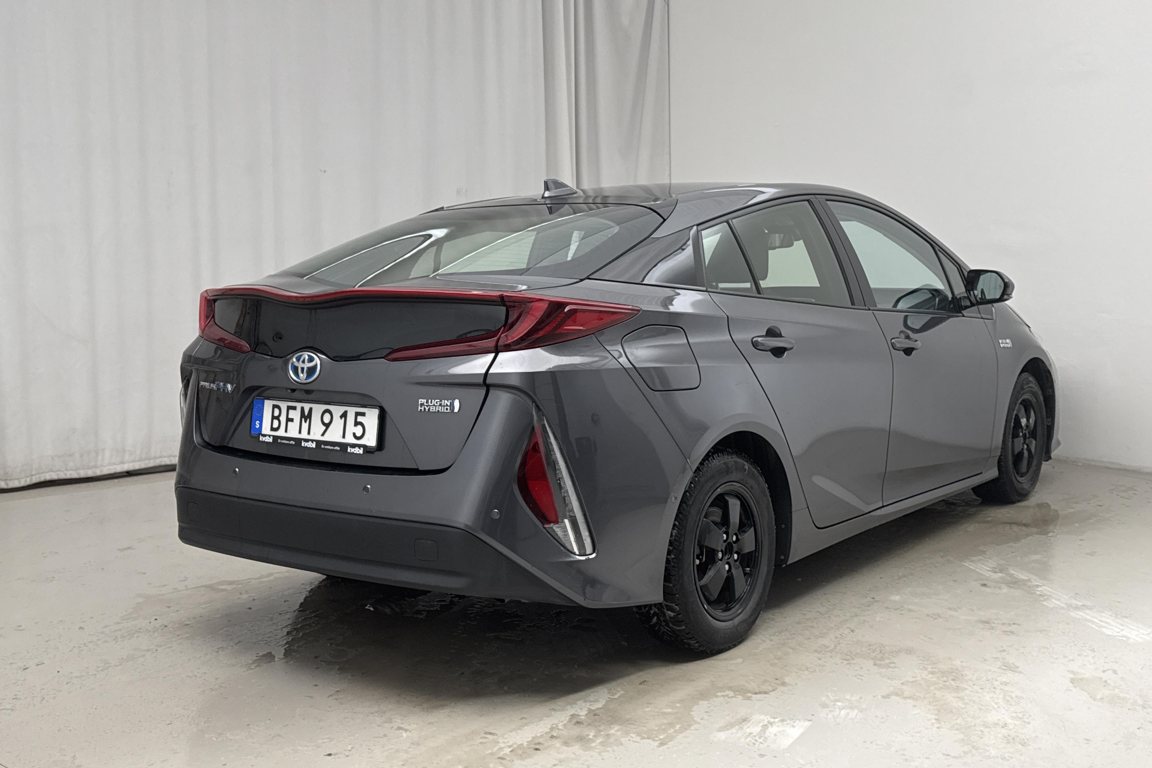 Toyota Prius 1.8 Plug-In (99hk) - 41 040 km - Automaatne - Dark Grey - 2018