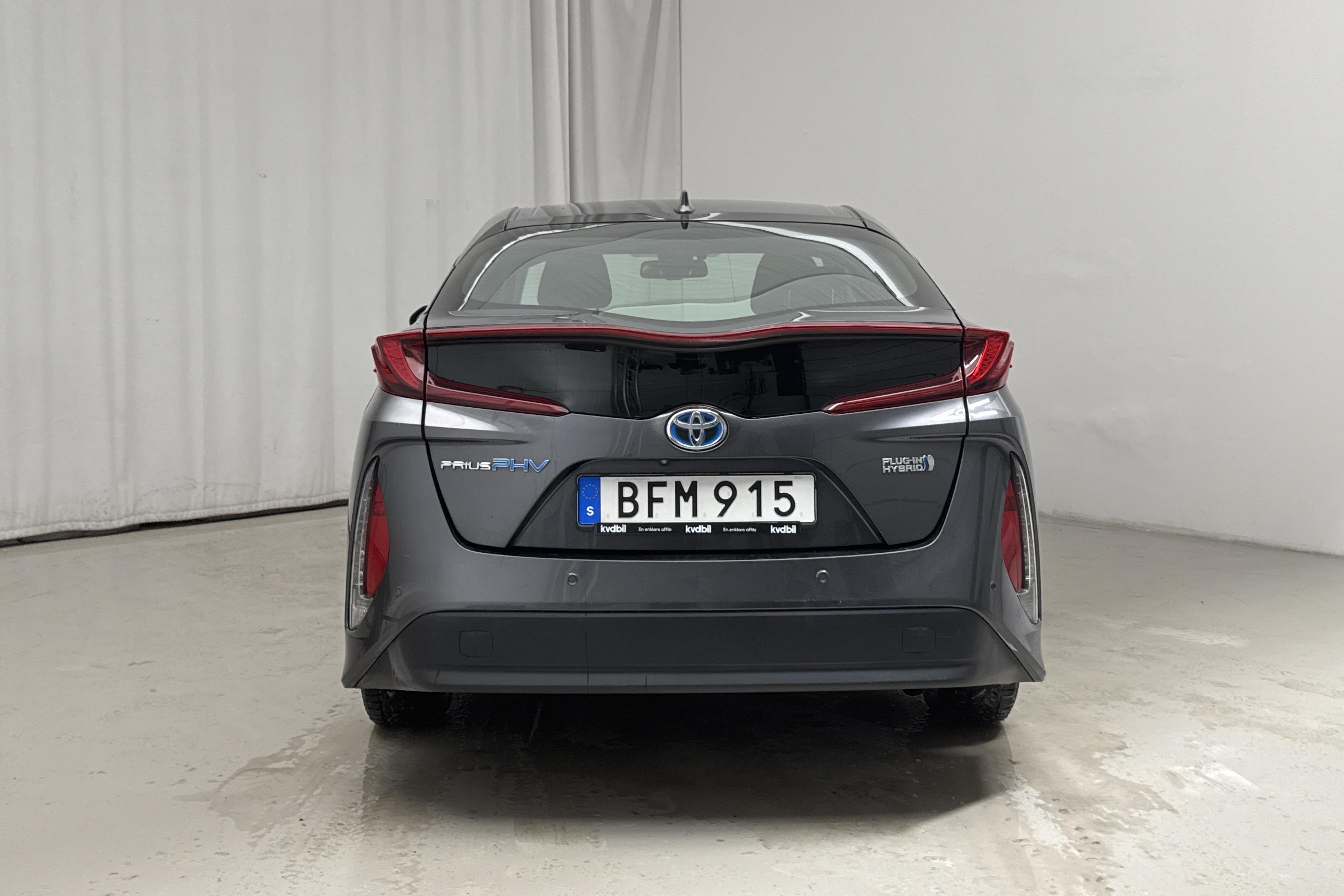 Toyota Prius 1.8 Plug-In (99hk) - 41 040 km - Automaatne - Dark Grey - 2018