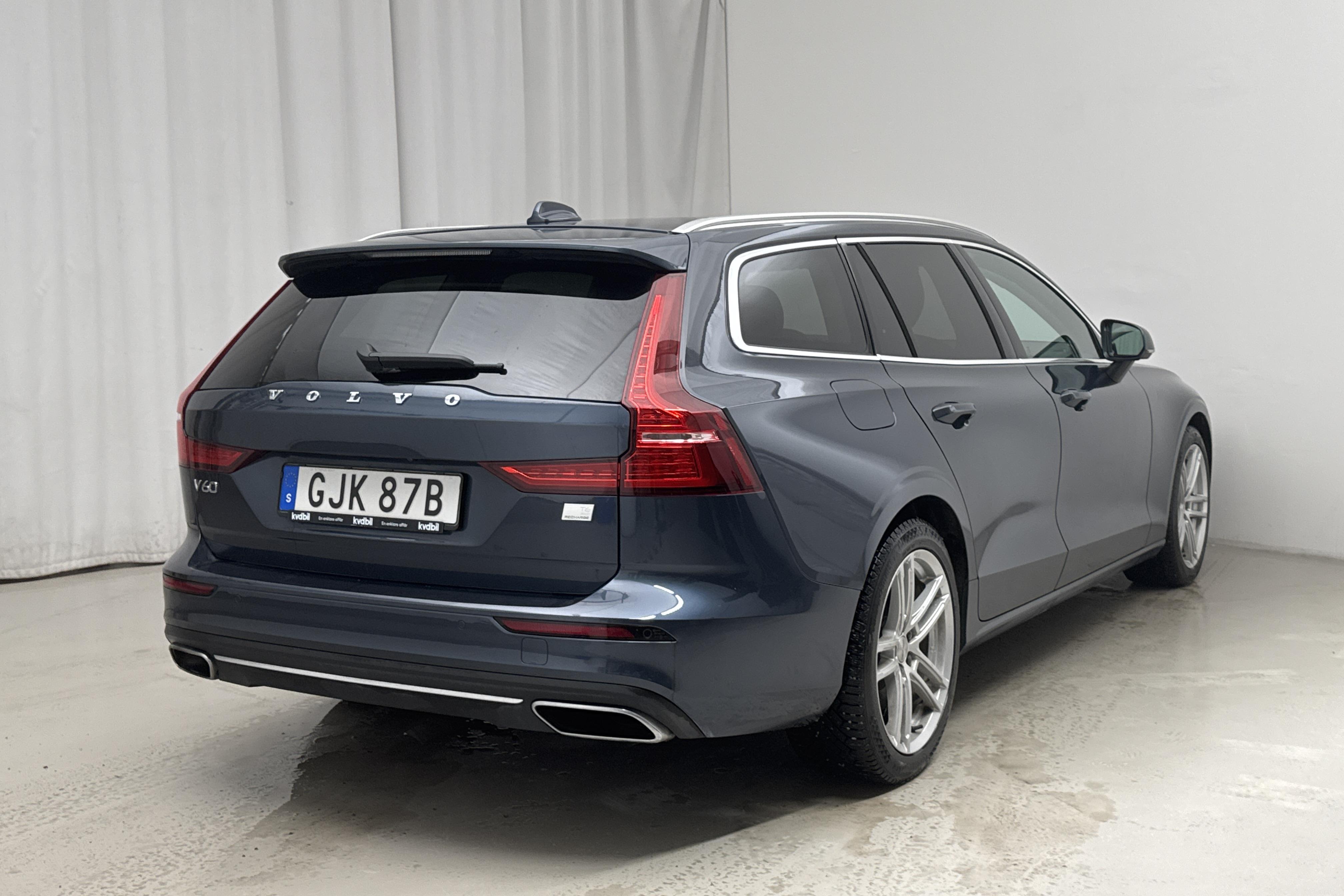 Volvo V60 T6 AWD Twin Engine (340hk) - 3 927 mil - Automat - Dark Blue - 2022