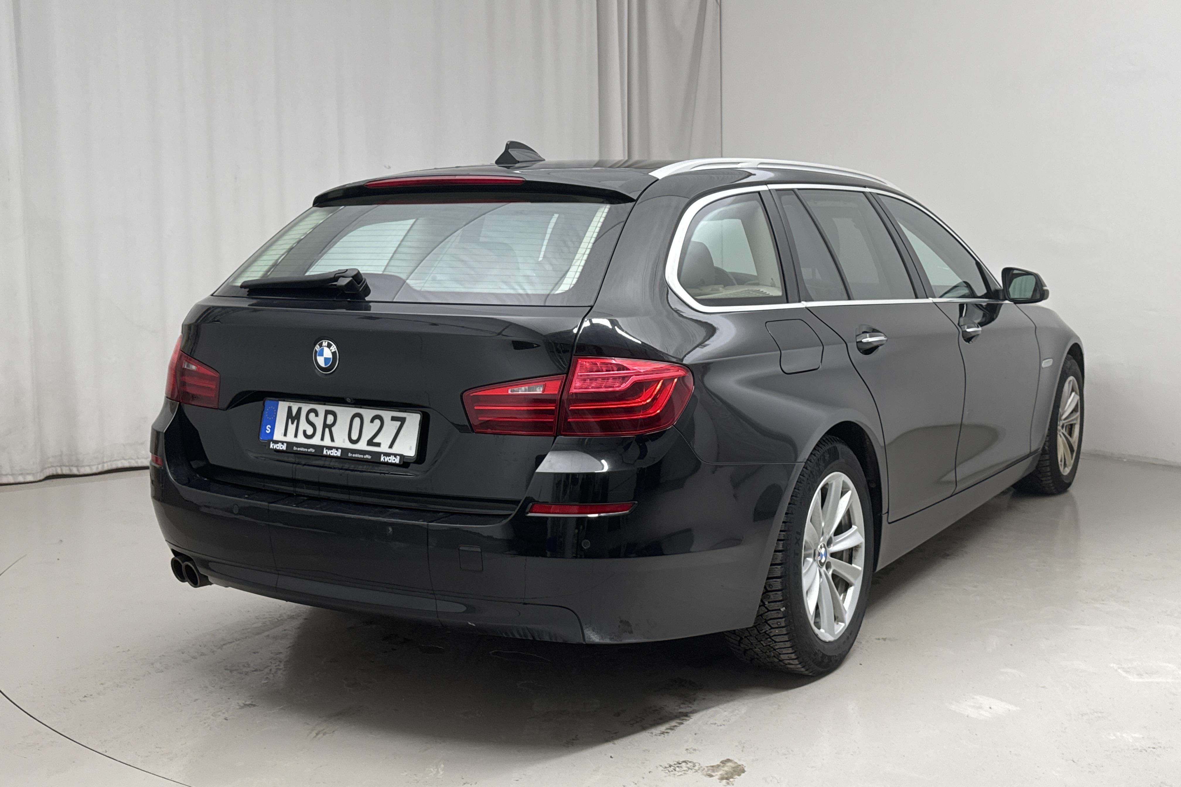 BMW 520d xDrive Touring, F11 (190hk) - 14 319 mil - Automat - svart - 2015