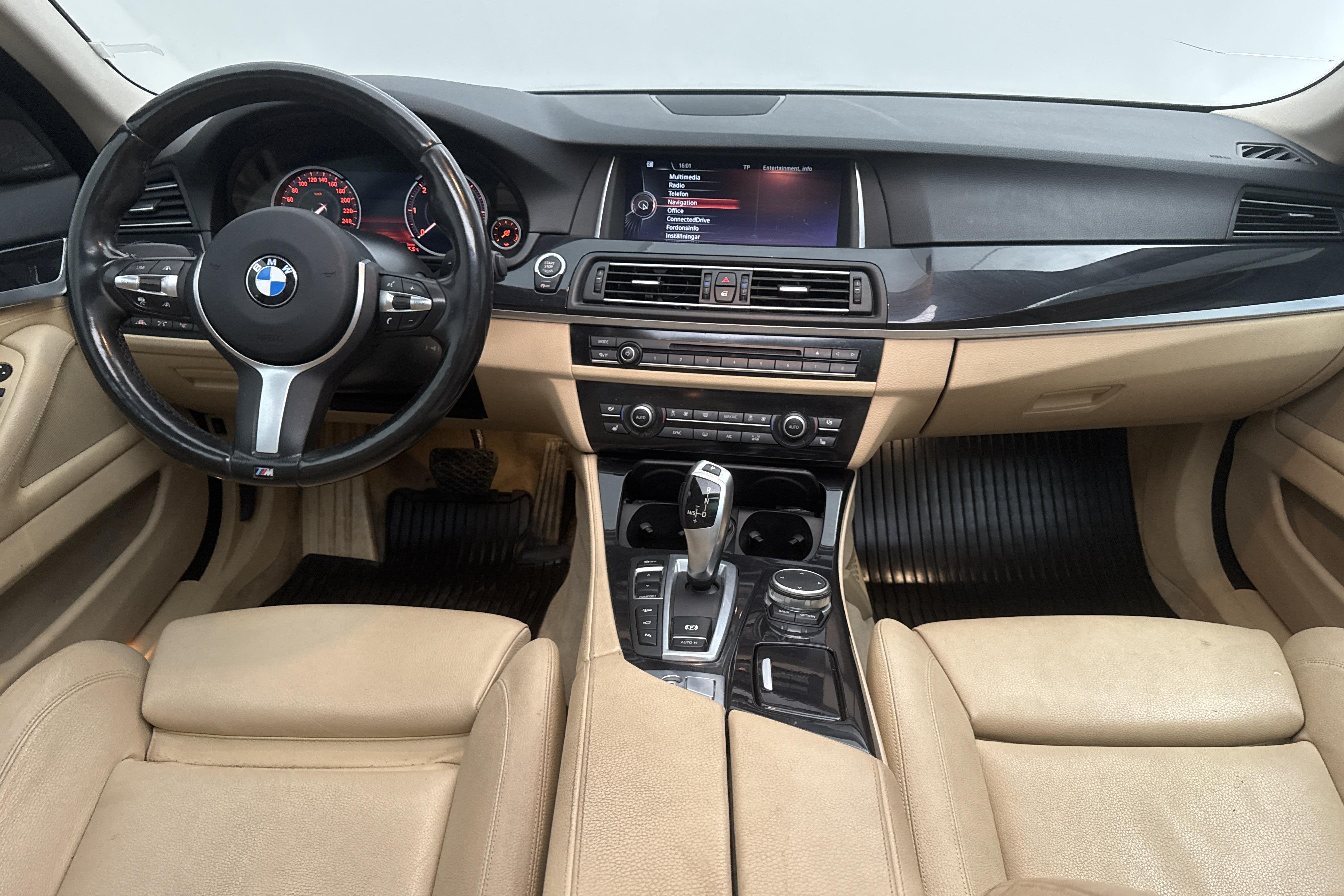 BMW 520d xDrive Touring, F11 (190hk) - 14 319 mil - Automat - svart - 2015