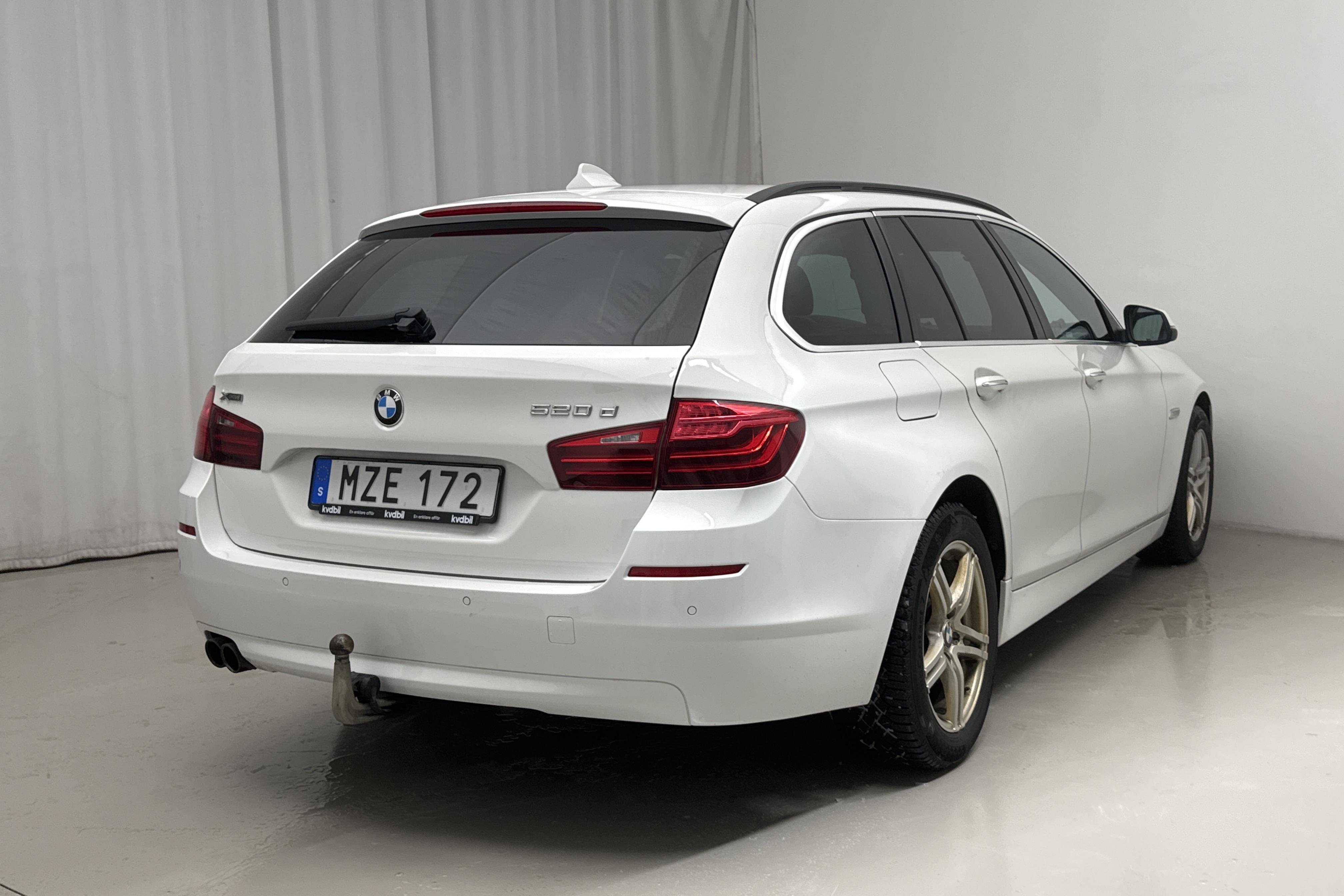 BMW 520d xDrive Touring, F11 (190hk) - 159 730 km - Automatic - white - 2016