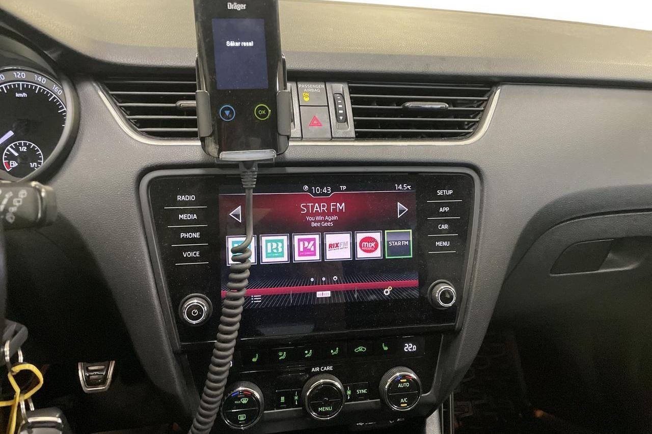 Skoda Octavia Scout II 2.0 TDI 4X4 (150hk) - 179 460 km - Manualna - biały - 2018