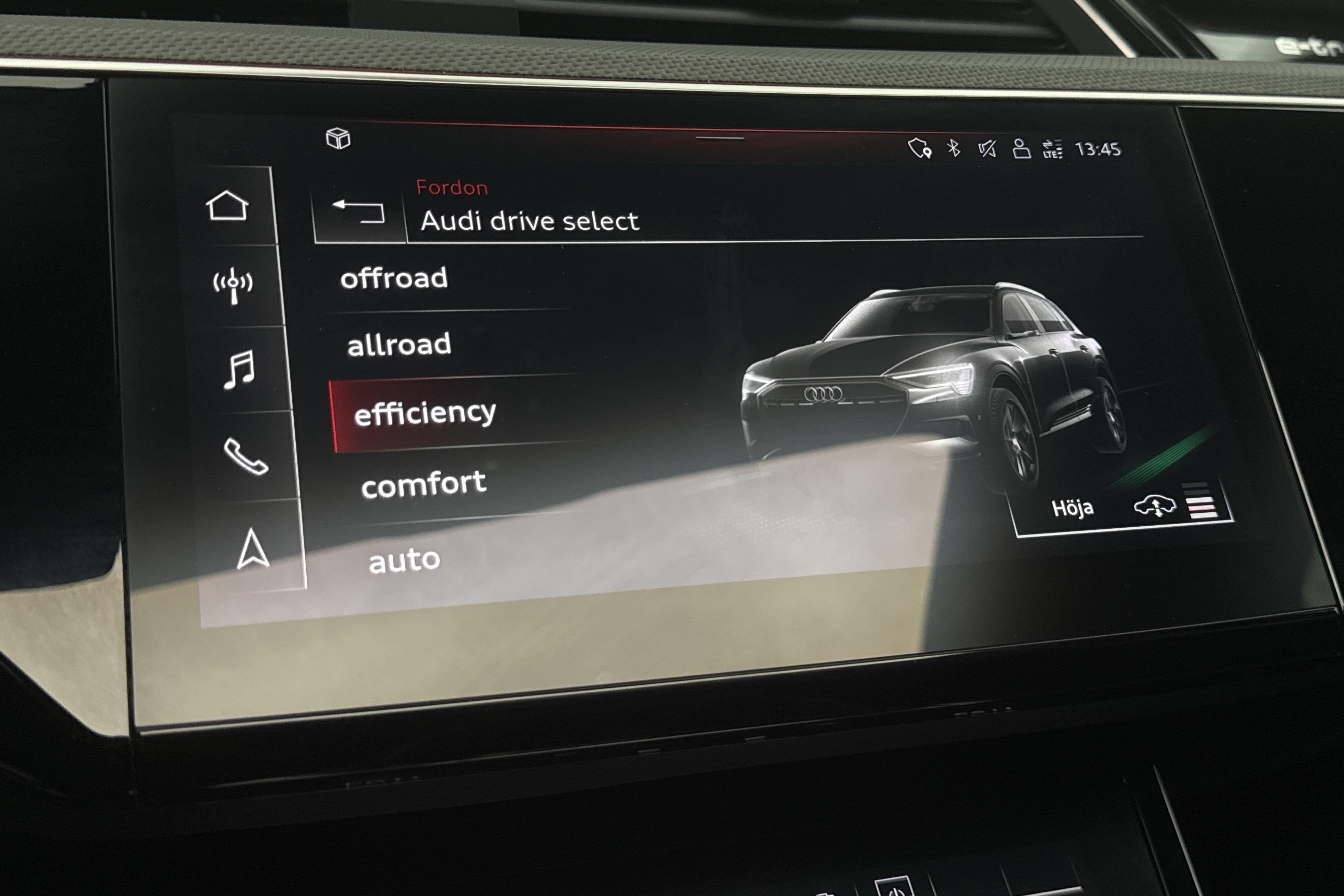 Audi e-tron 55 quattro 95 kWh (360hk) - 7 155 mil - Automat - grå - 2022