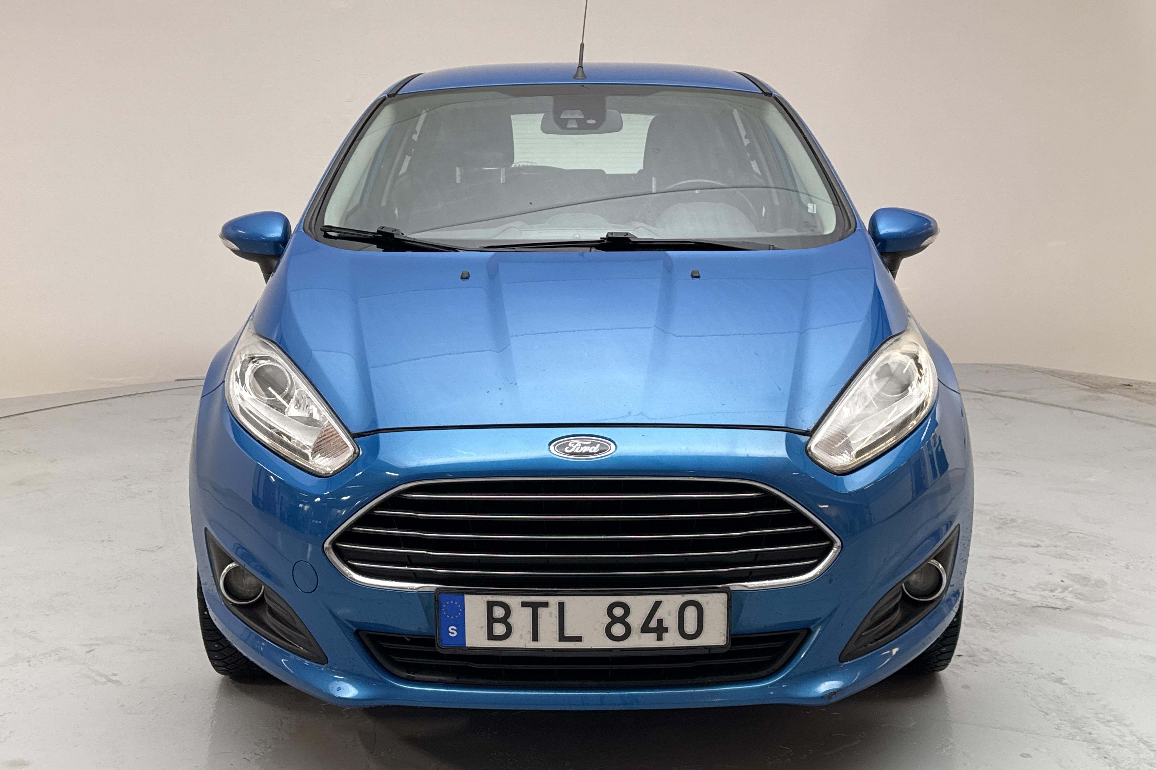 Ford Fiesta 1.0 5dr (80hk) - 12 039 mil - Manuell - blå - 2014