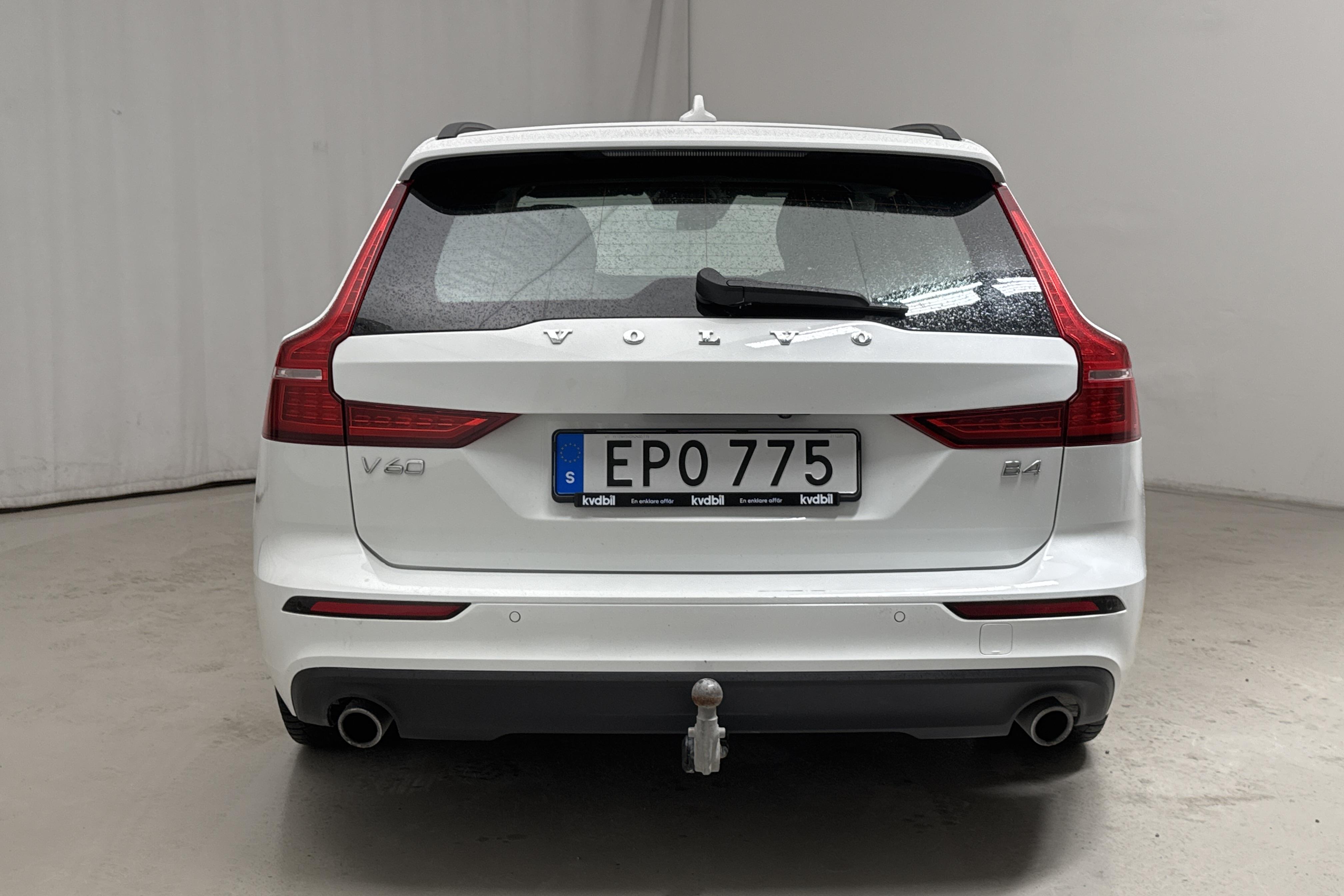 Volvo V60 B4 Mildhybrid, Diesel (197hk) - 10 794 mil - Automat - vit - 2022