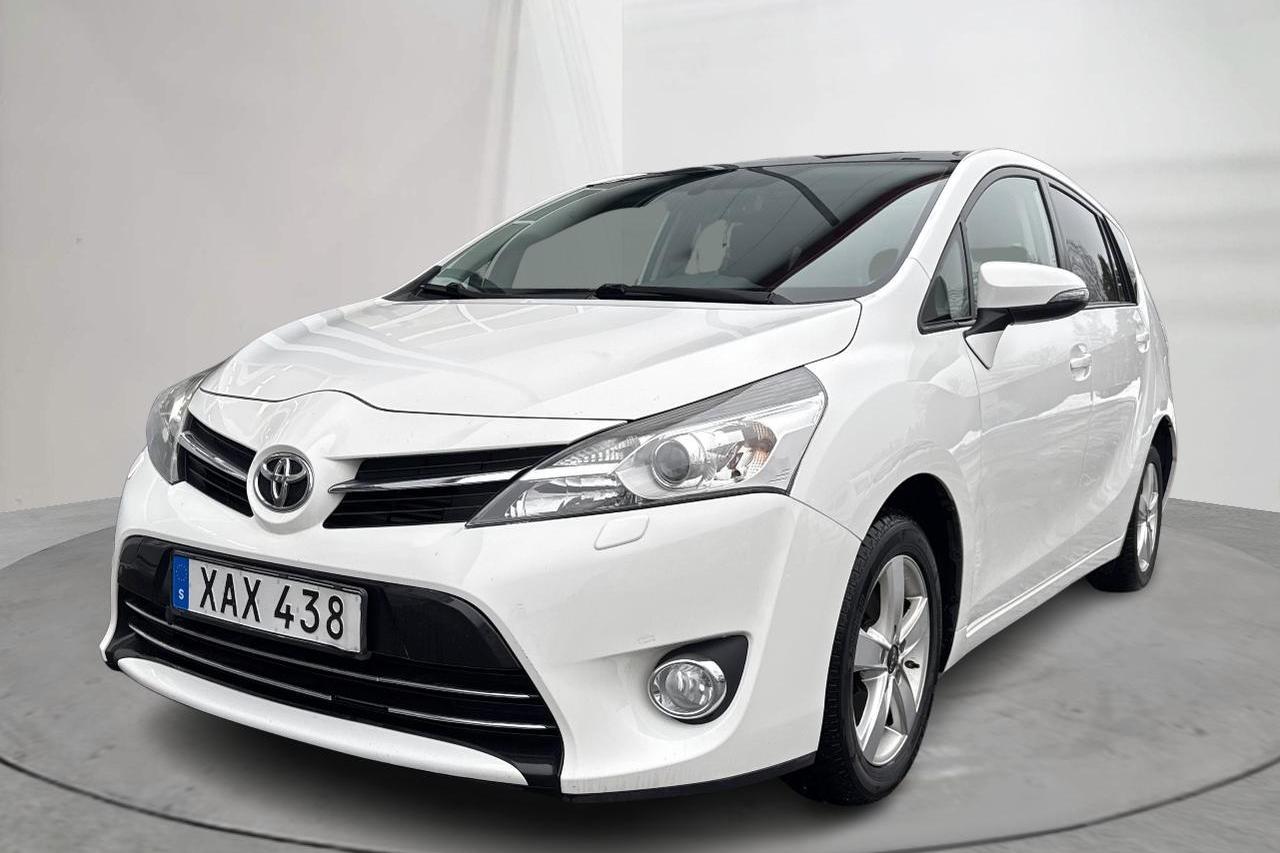 Toyota Verso 1.6 D-4D DPF (112hk) - 19 234 mil - Manuell - vit - 2014