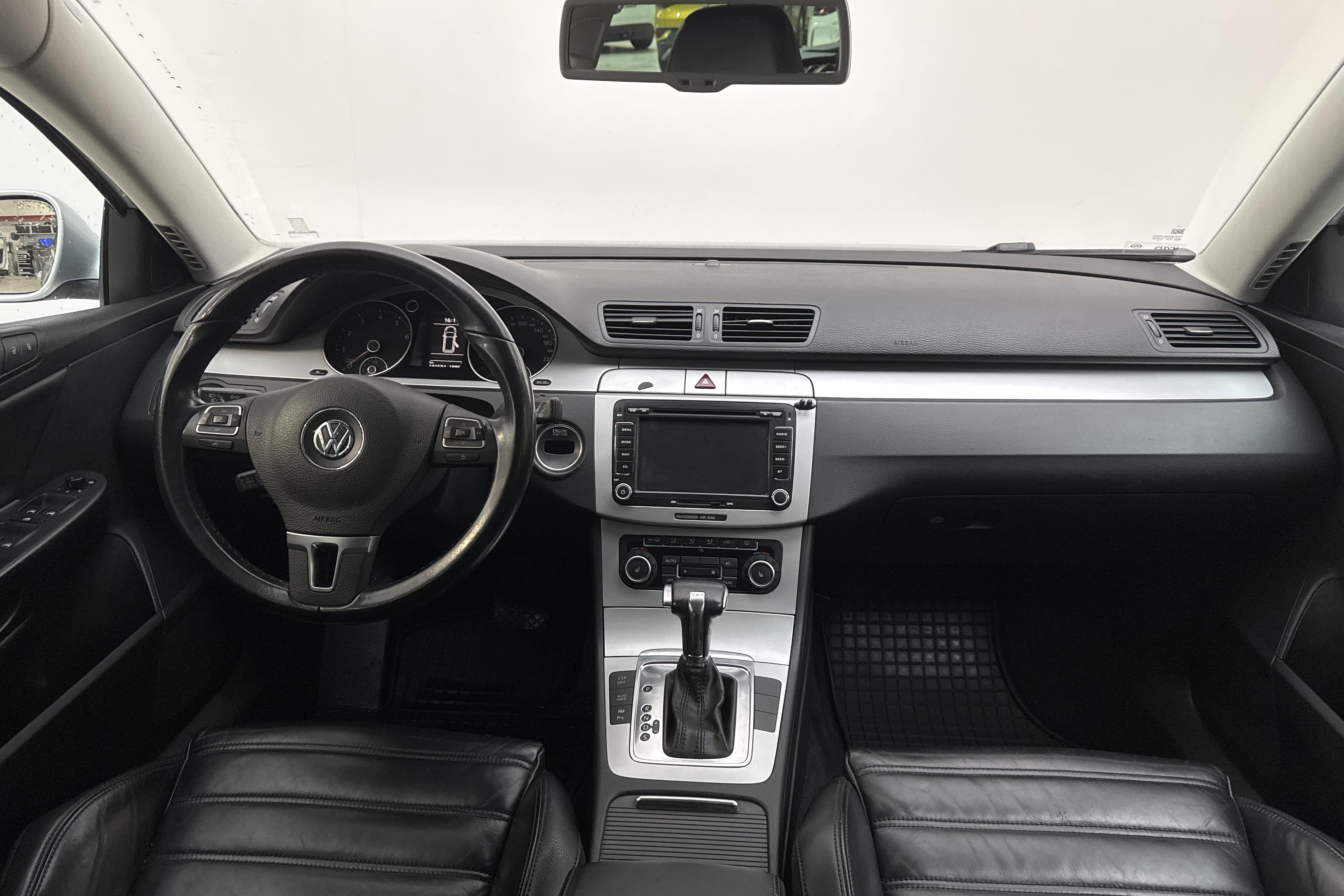 VW Passat 1.4 TSI EcoFuel Variant (150hk) - 191 590 km - Automaatne - hõbe - 2010