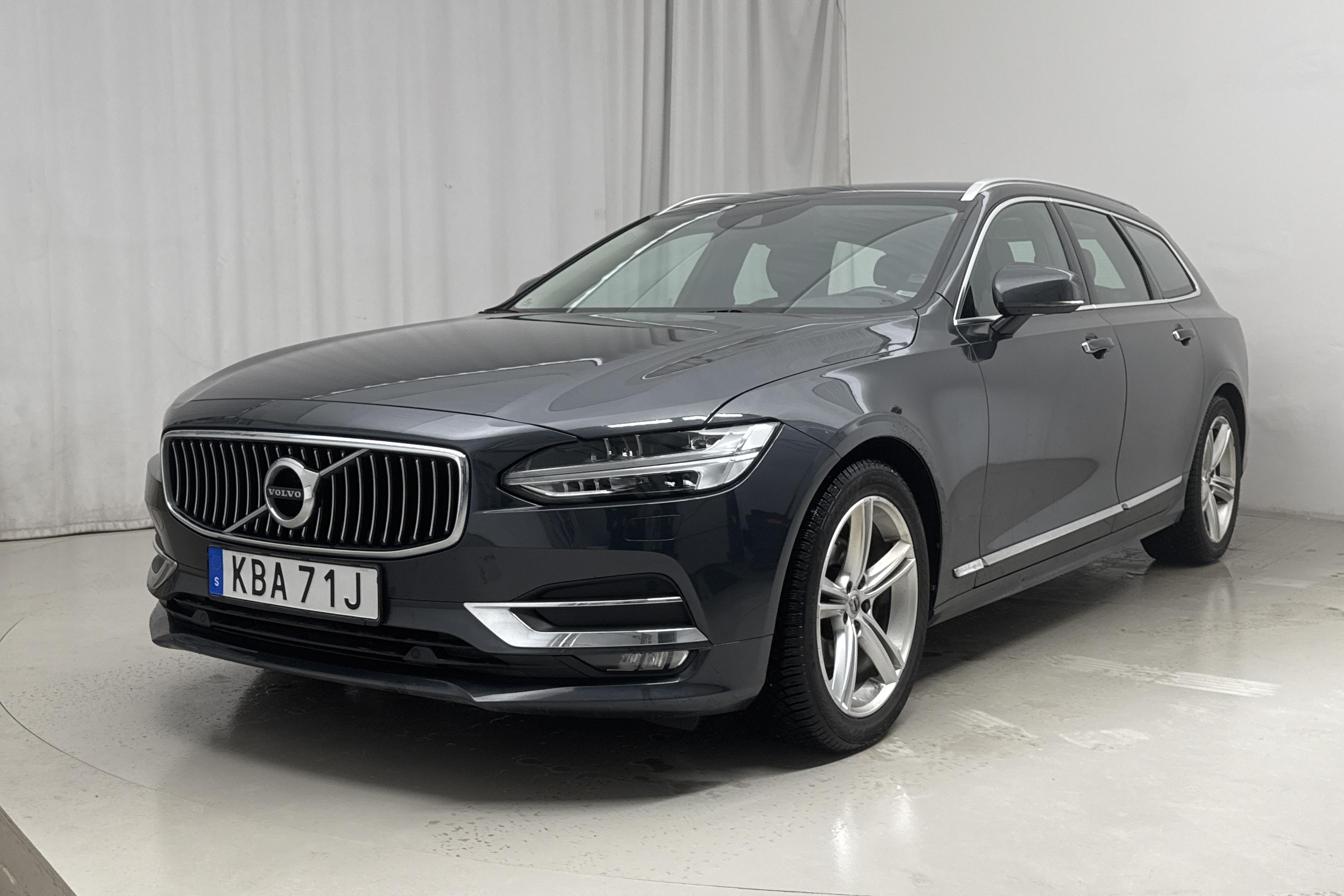 Volvo V90 T4 (190hk) - 83 790 km - Automatic - gray - 2020