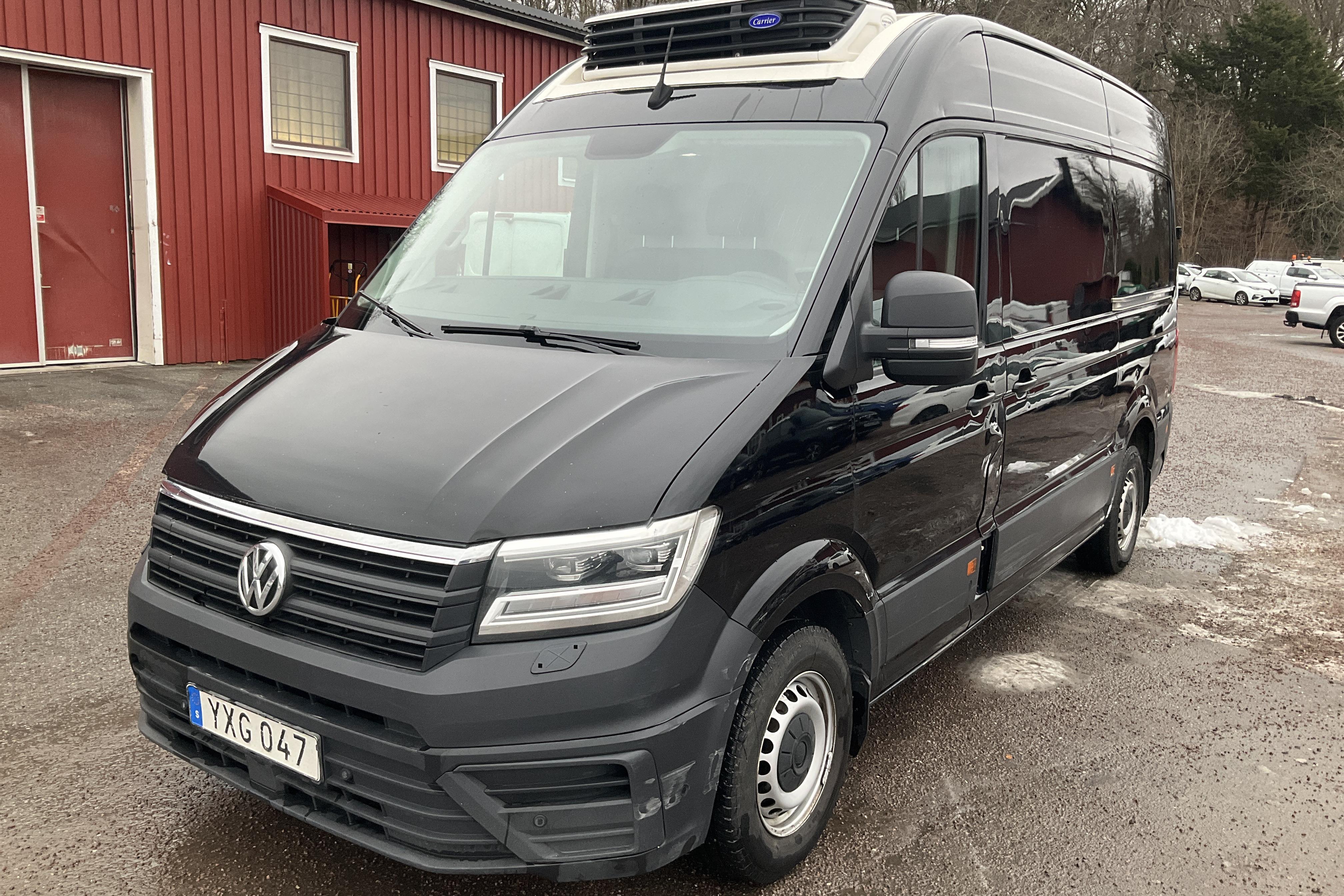 VW Crafter 35 2.0 TDI Skåp (177hk) - 29 452 mil - Automat - svart - 2019