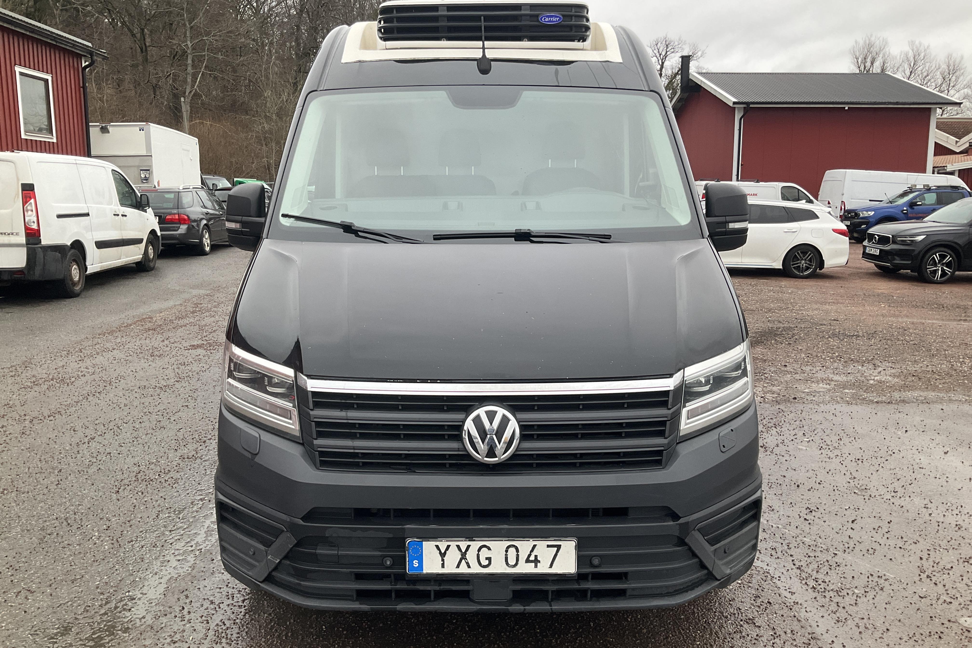 VW Crafter 35 2.0 TDI Skåp (177hk) - 29 452 mil - Automat - svart - 2019