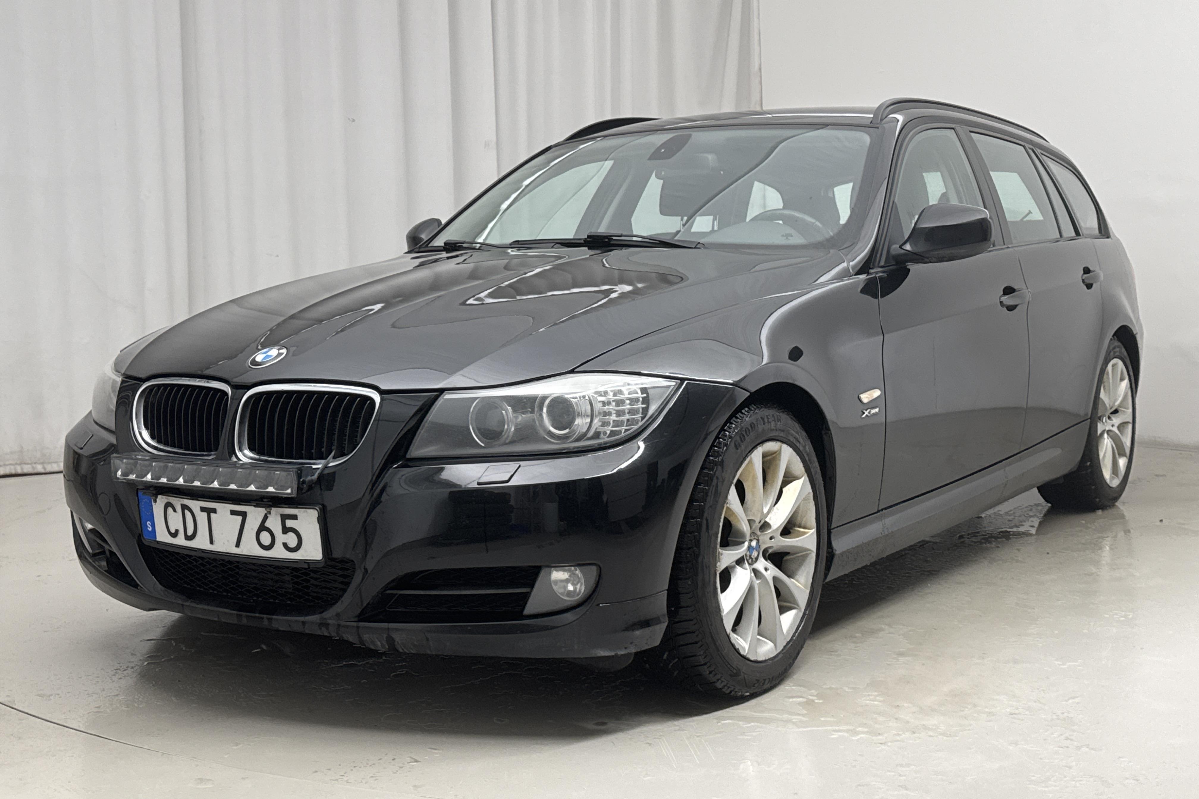 BMW 320d xDrive Touring, E91 (184hk) - 287 320 km - Automatic - black - 2012