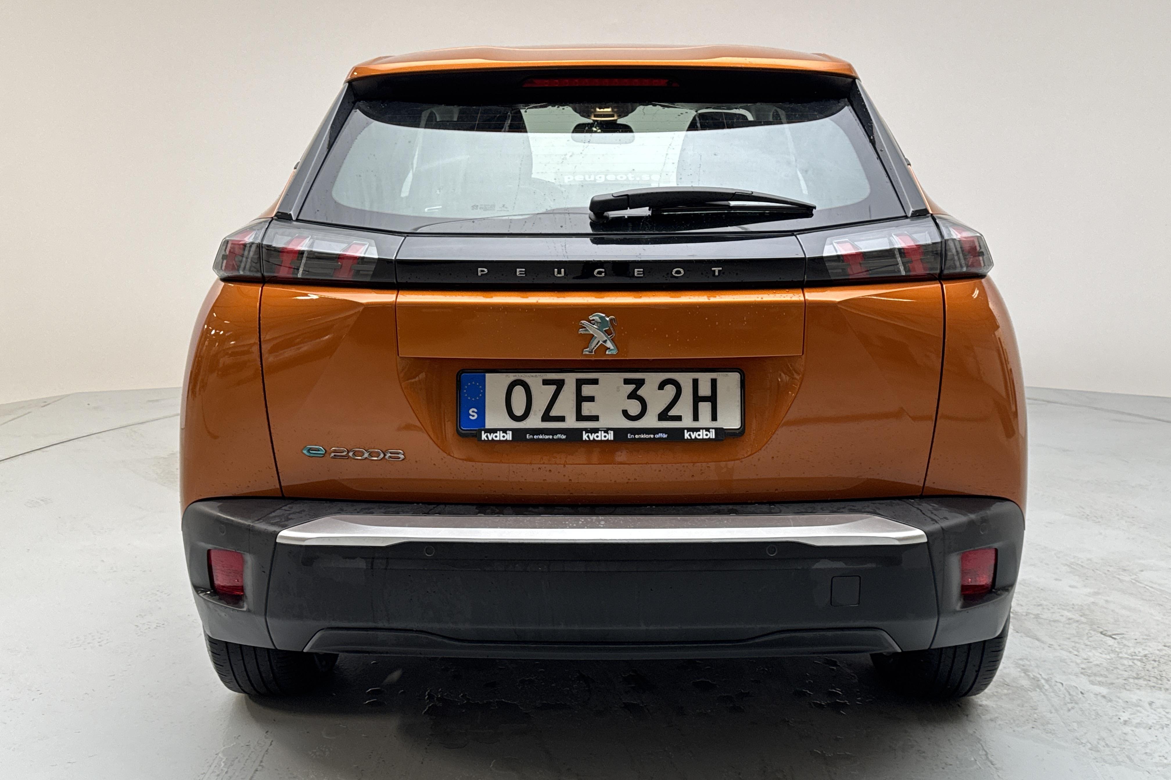 Peugeot e-2008 50 kWh (136hk) - 3 942 mil - Automat - orange - 2021