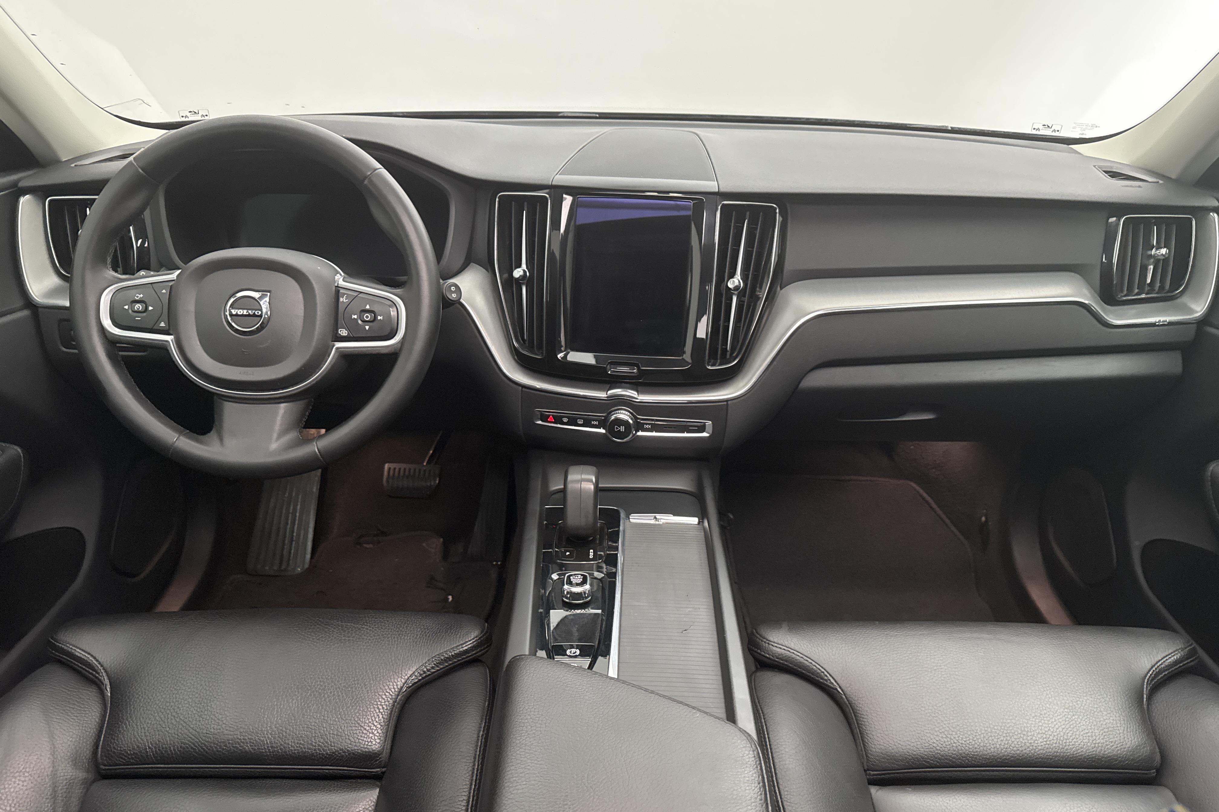 Volvo XC60 T6 AWD Recharge (350hk) - 127 160 km - Automatyczna - czarny - 2022