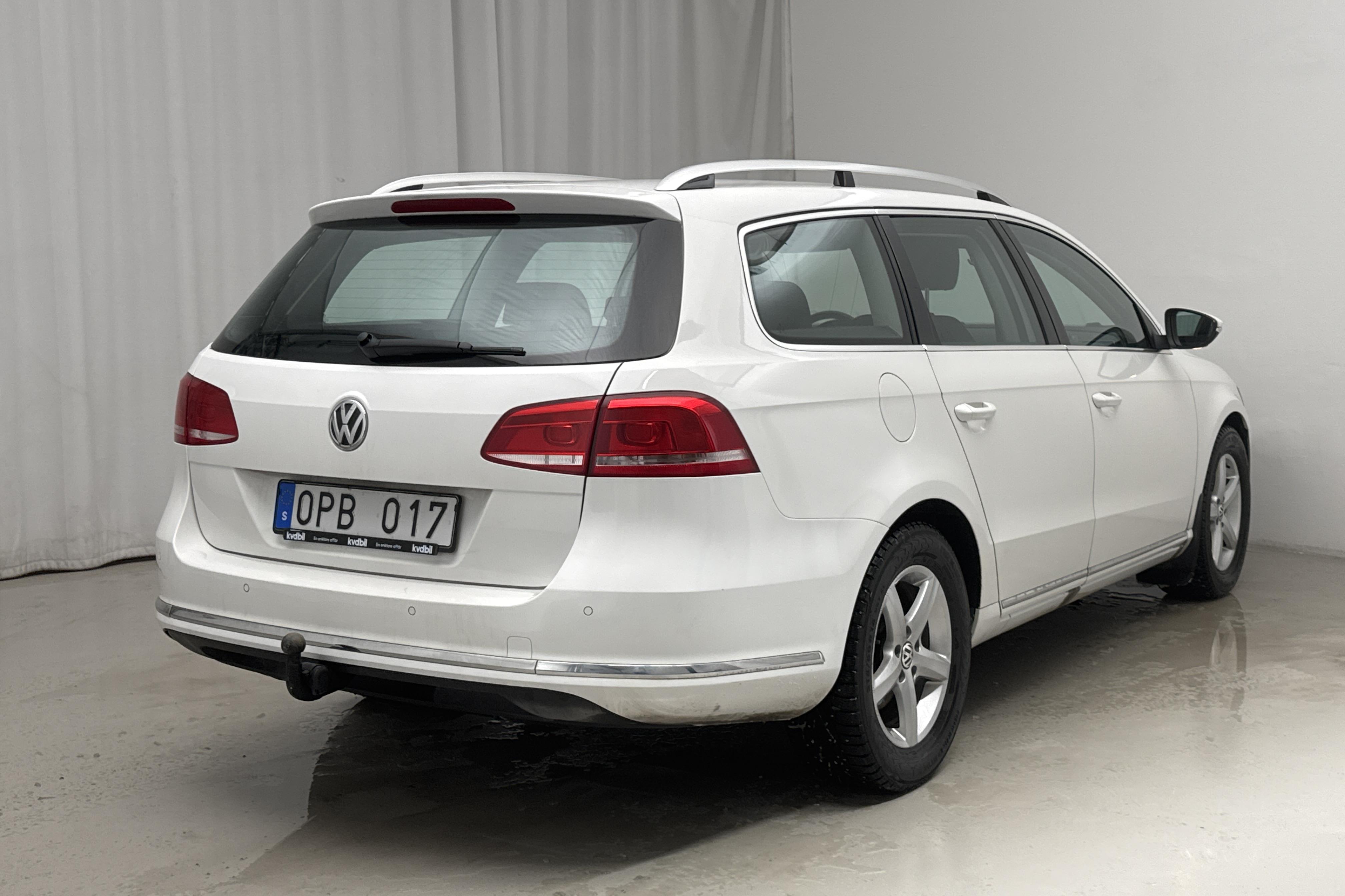 VW Passat 1.4 TSI EcoFuel Variant (150hk) - 19 604 mil - Automat - vit - 2012